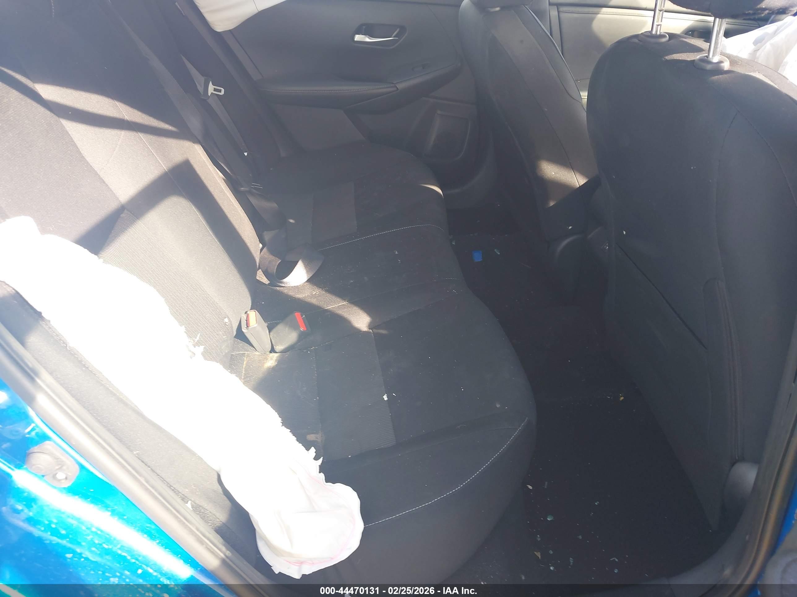 NISSAN SENTRA image 8