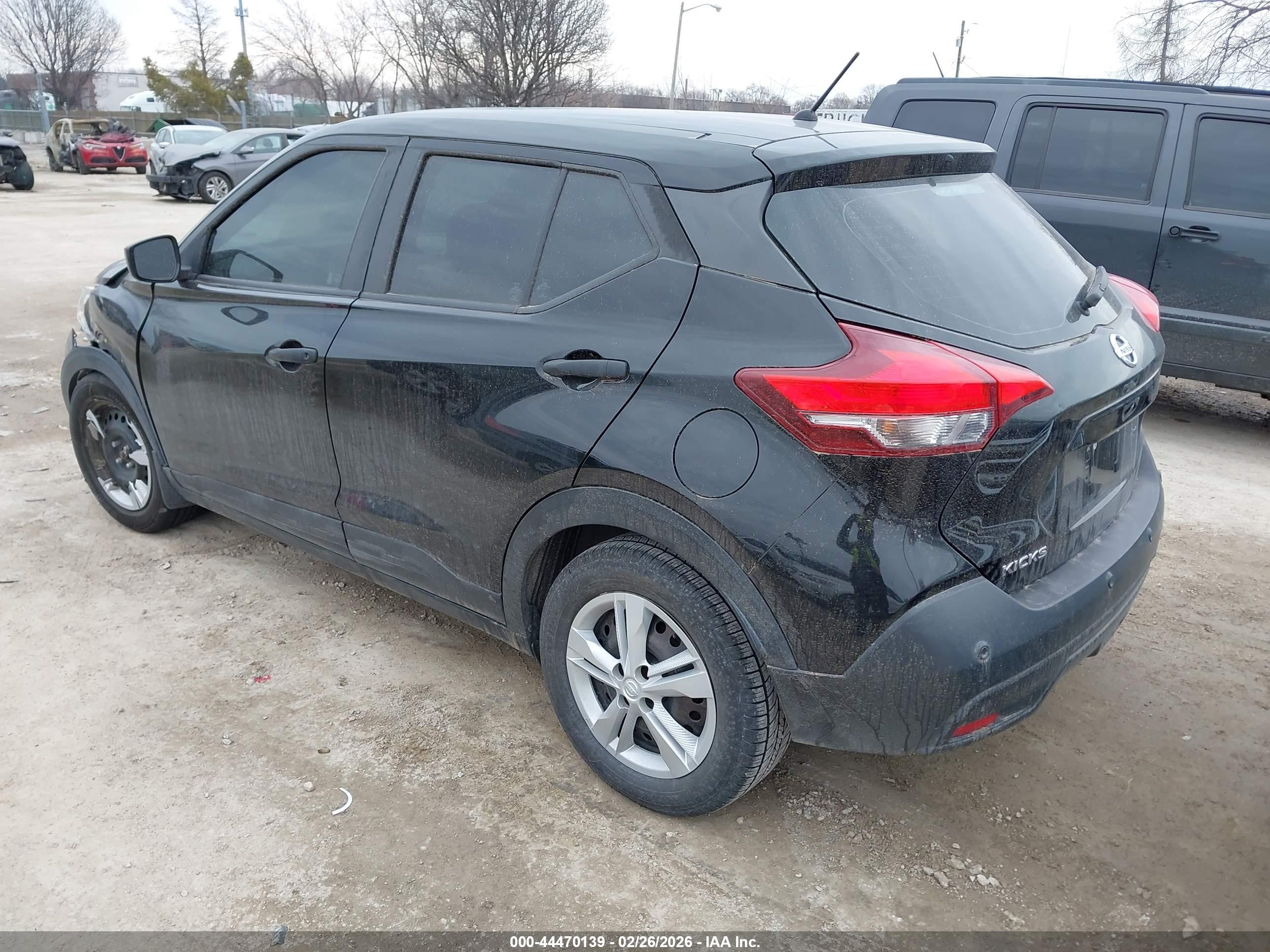 NISSAN KICKS image 3