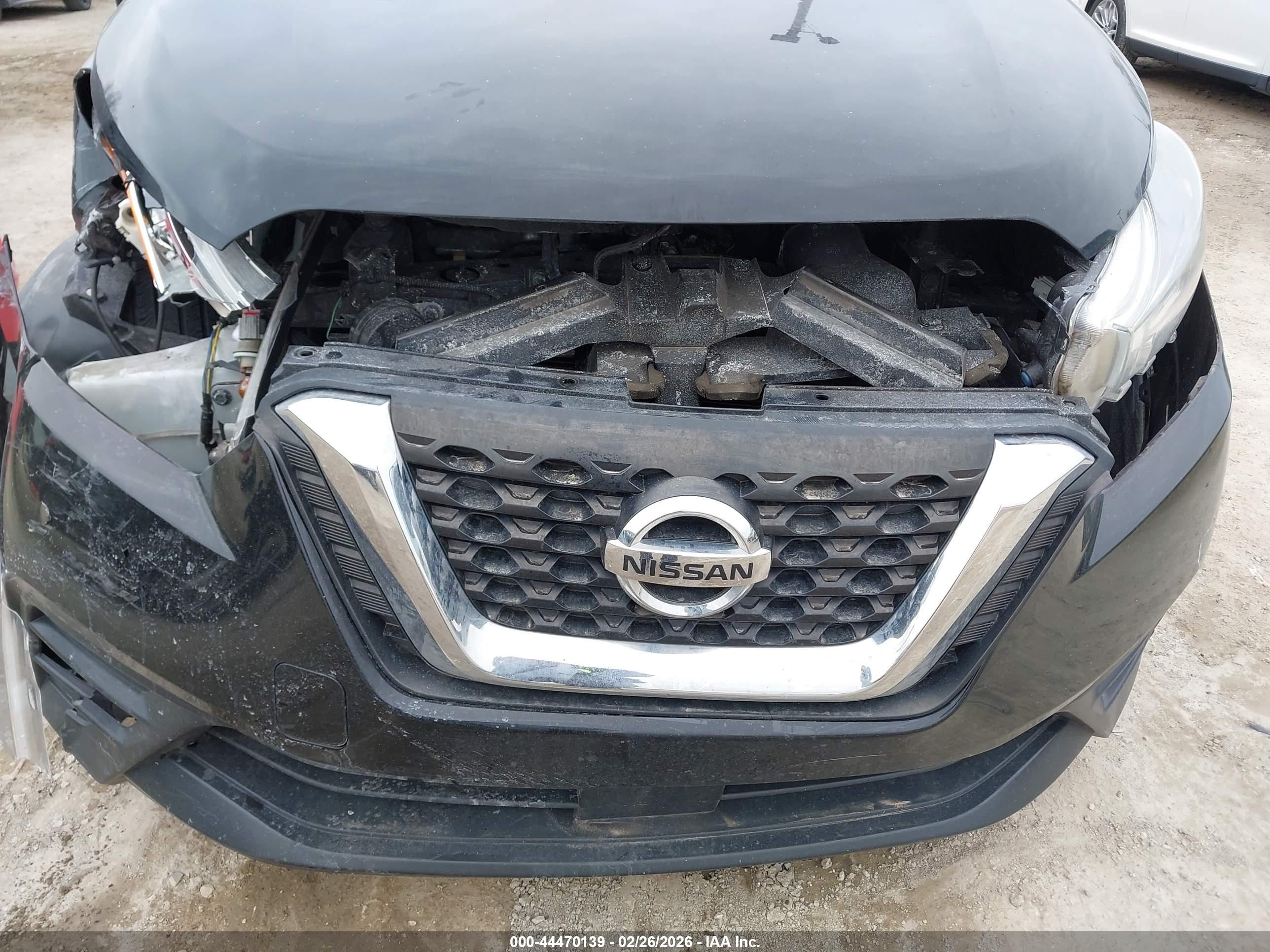 NISSAN KICKS image 6
