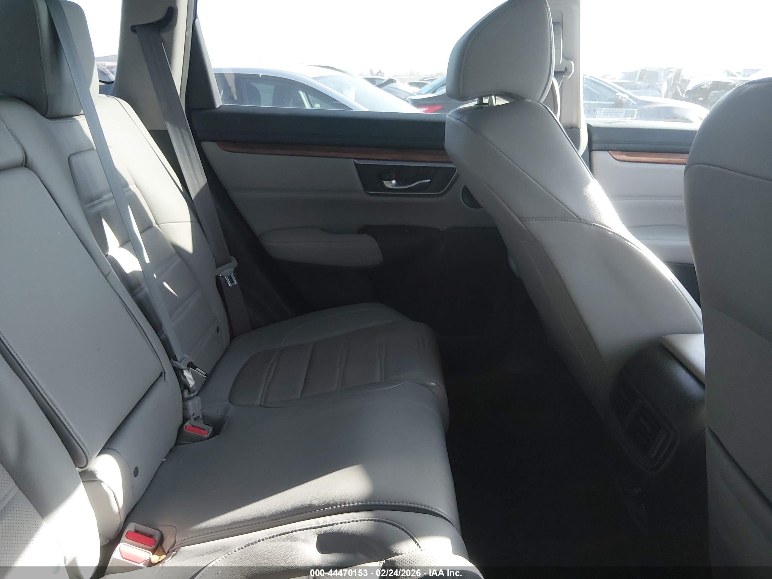 HONDA CR-V image 8