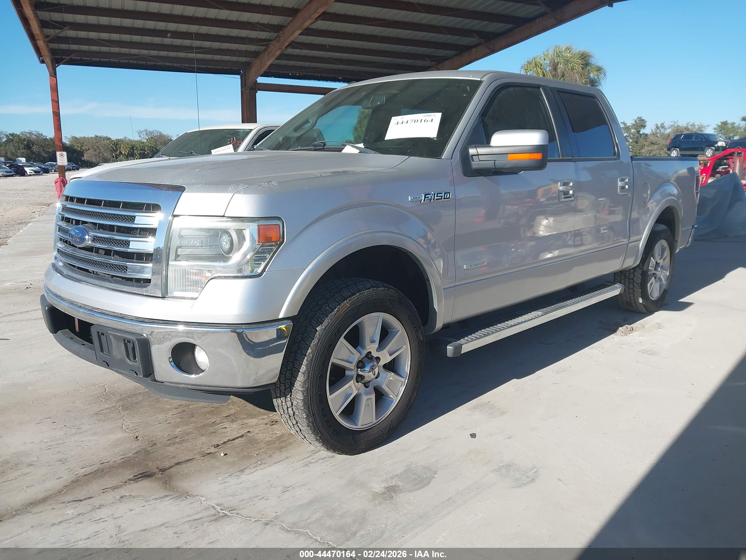 FORD F-150 image 2