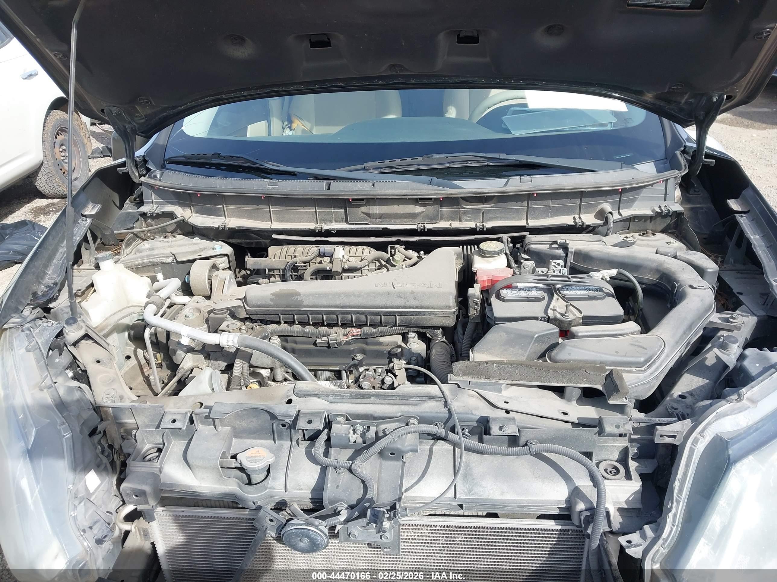 NISSAN ROGUE image 10
