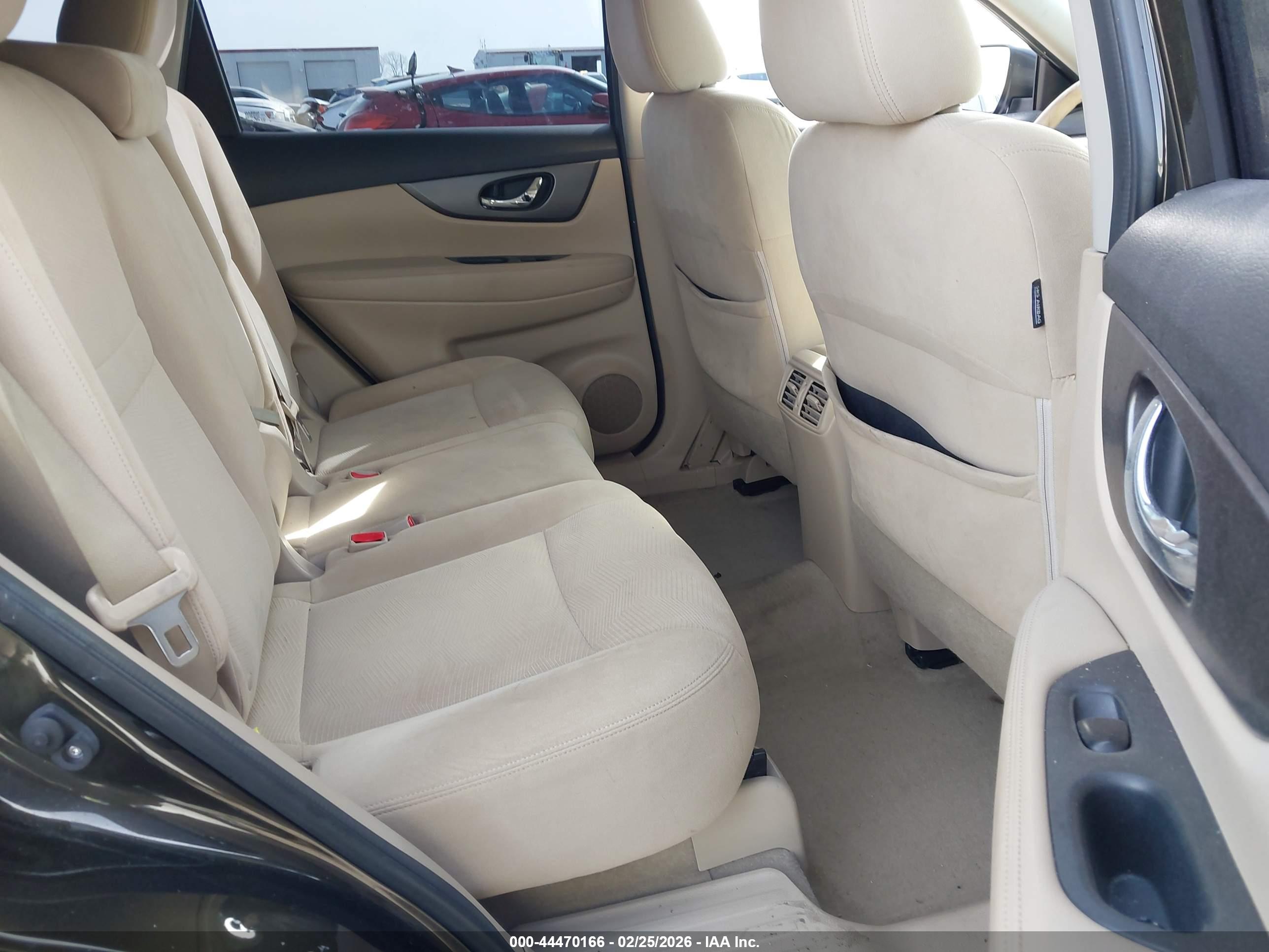 NISSAN ROGUE image 8