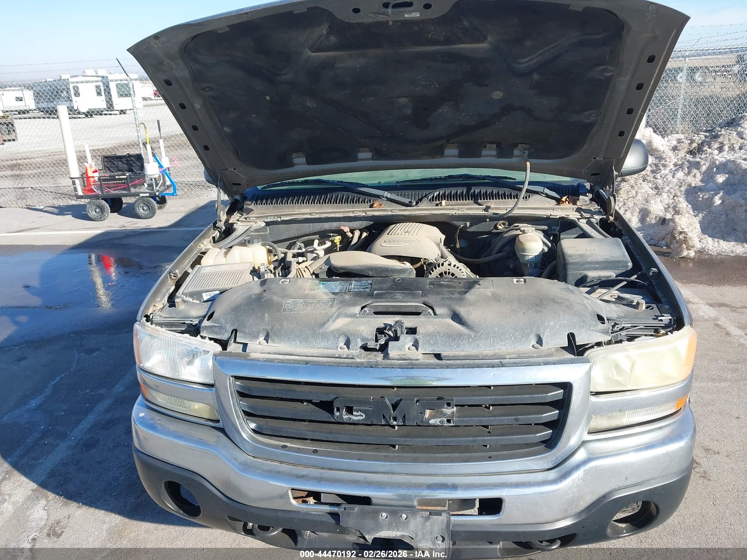 GMC SIERRA image 10