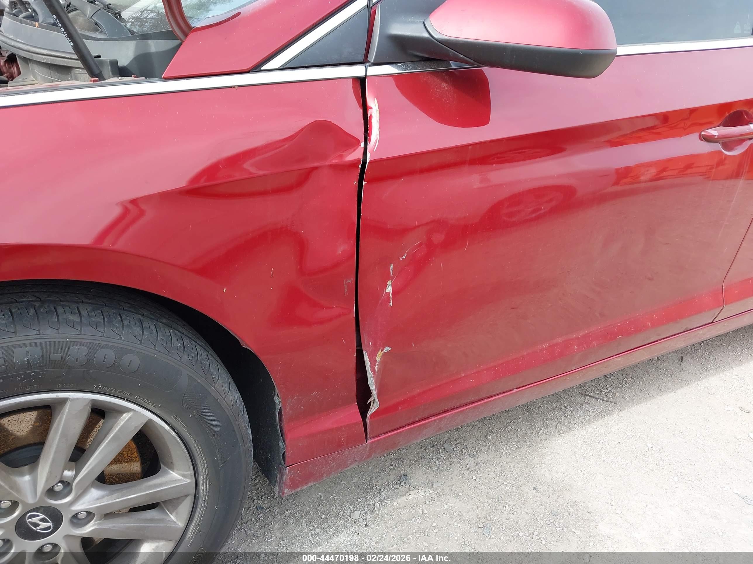 HYUNDAI SONATA image 6