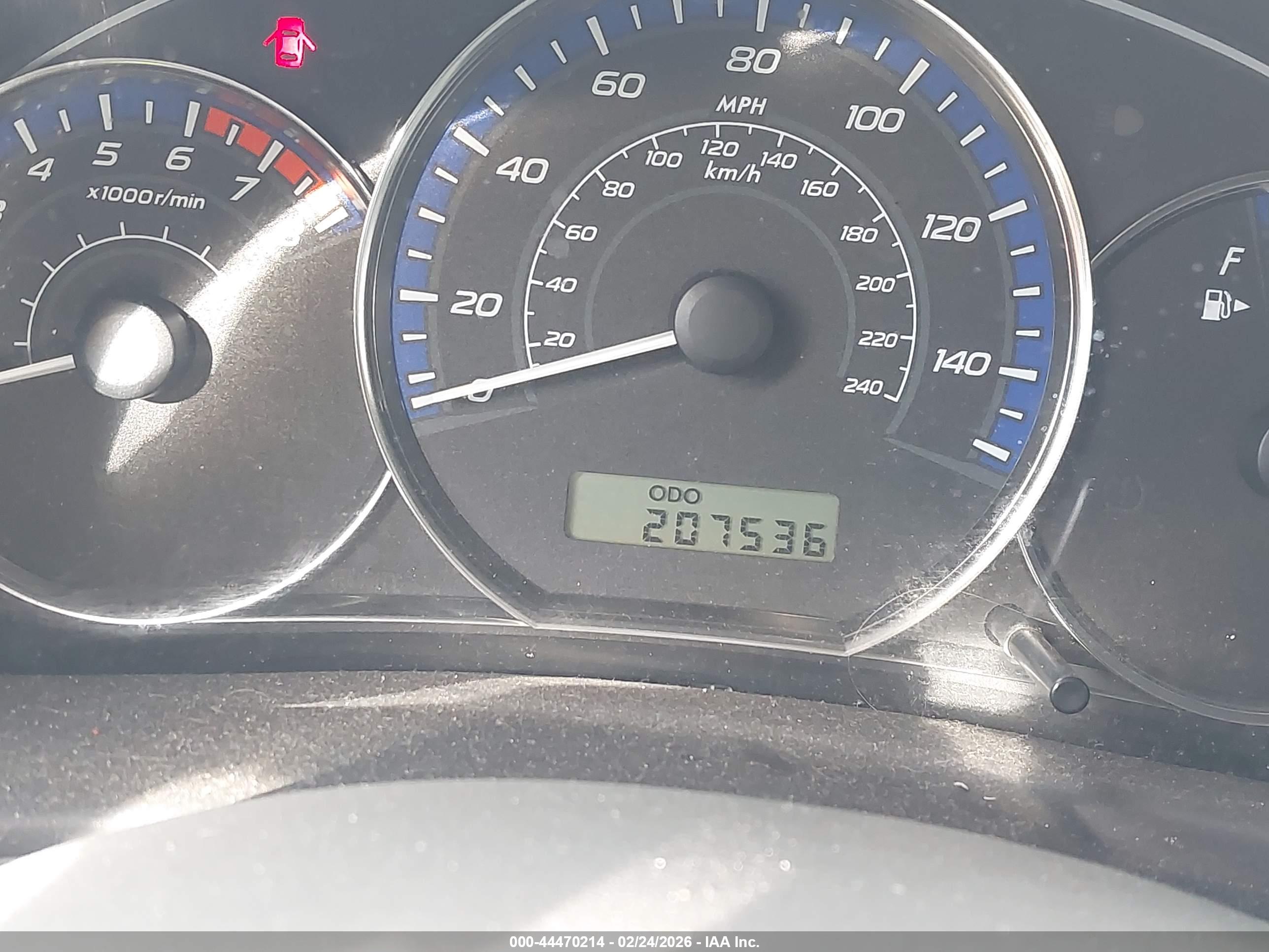 SUBARU FORESTER image 7