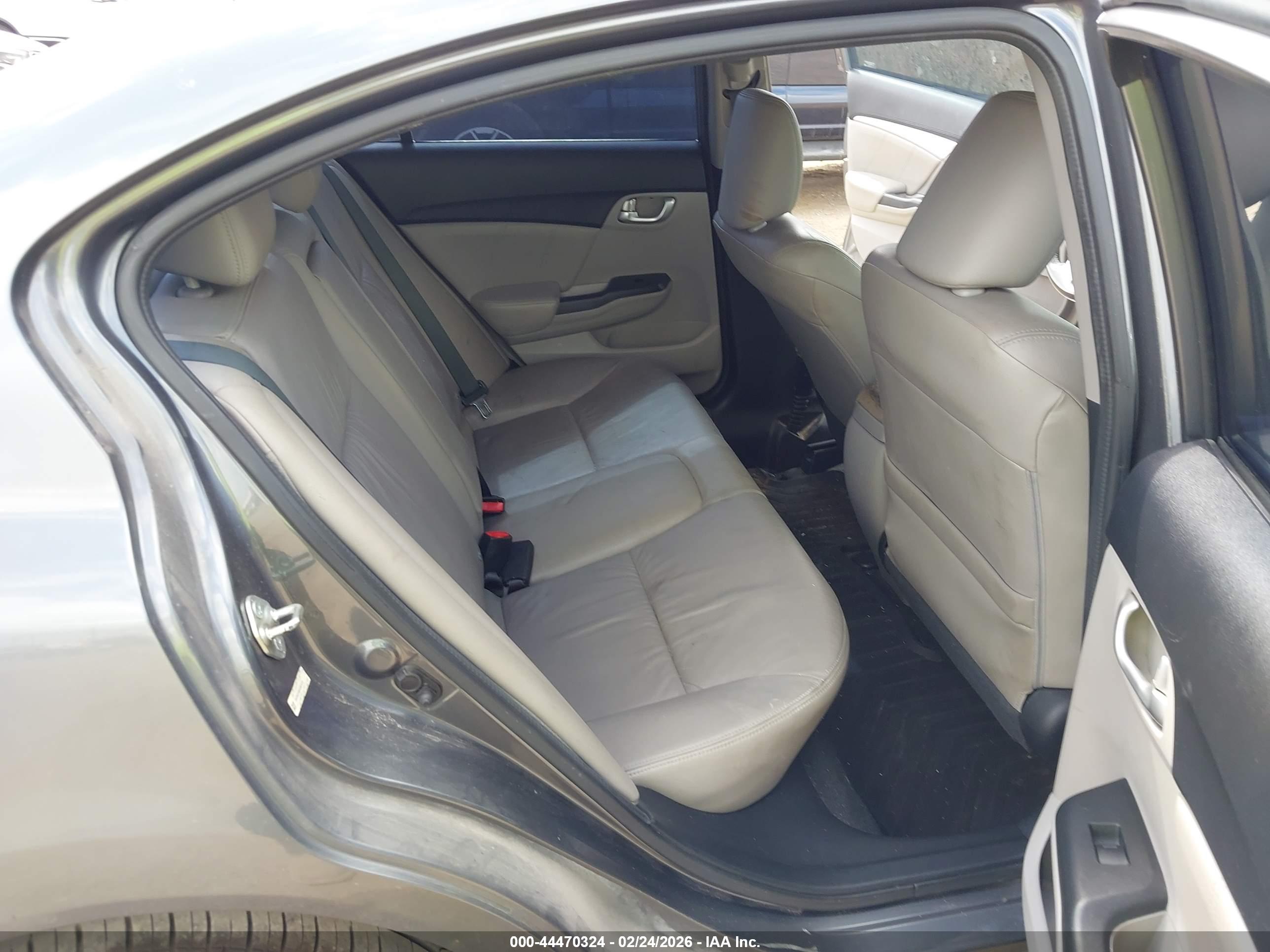 HONDA CIVIC image 8