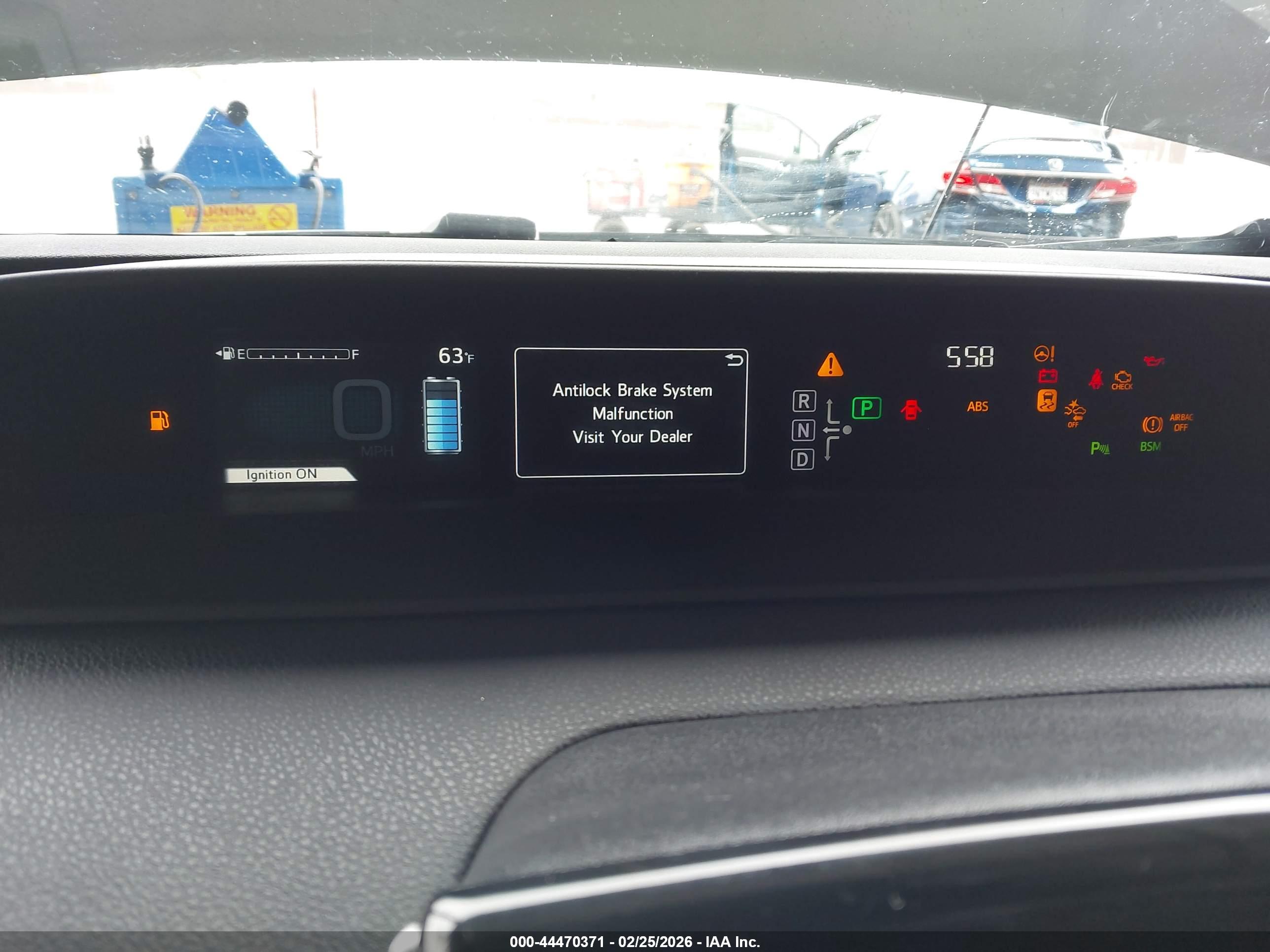 TOYOTA PRIUS image 7