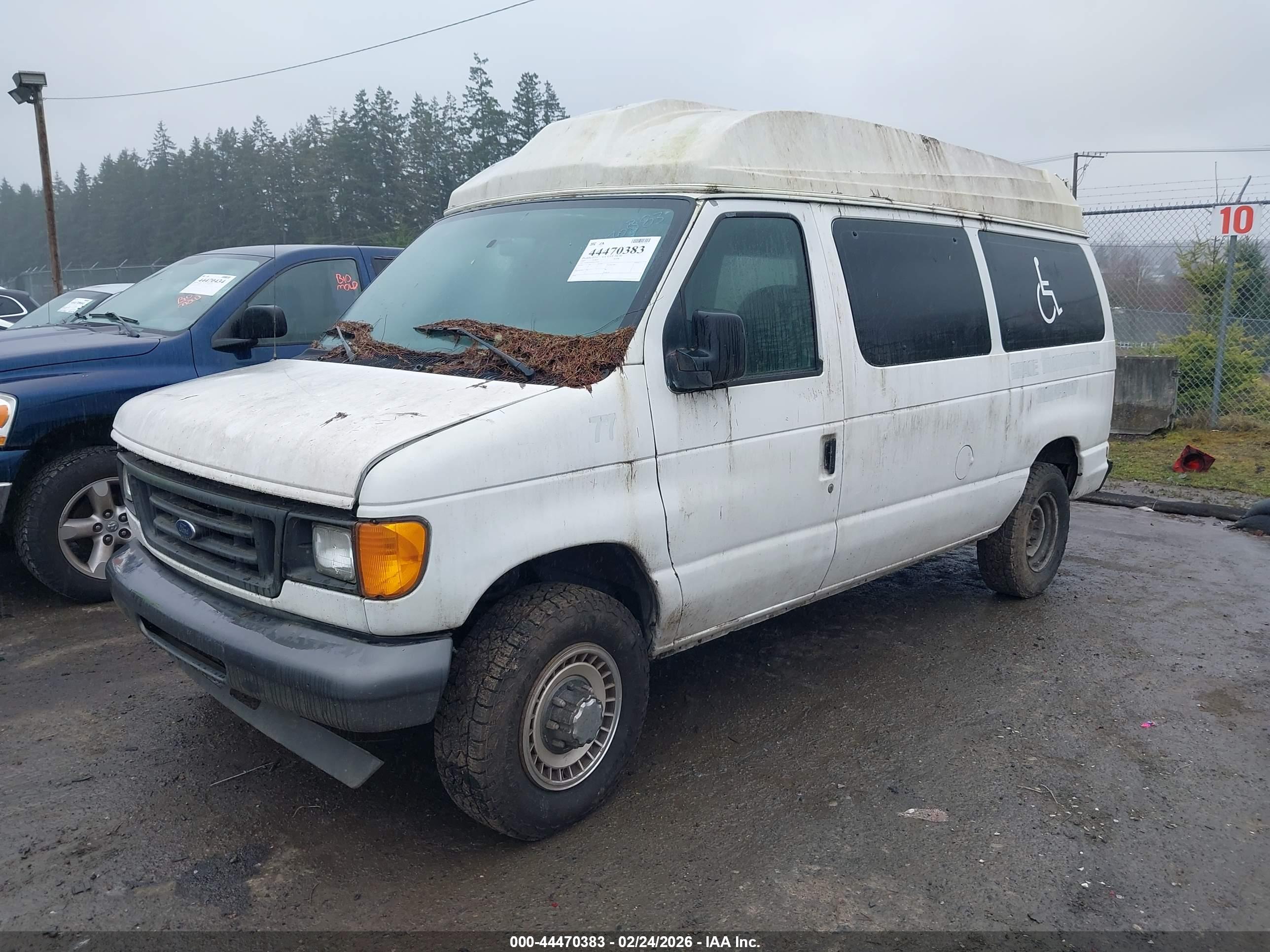 FORD E-250 image 2