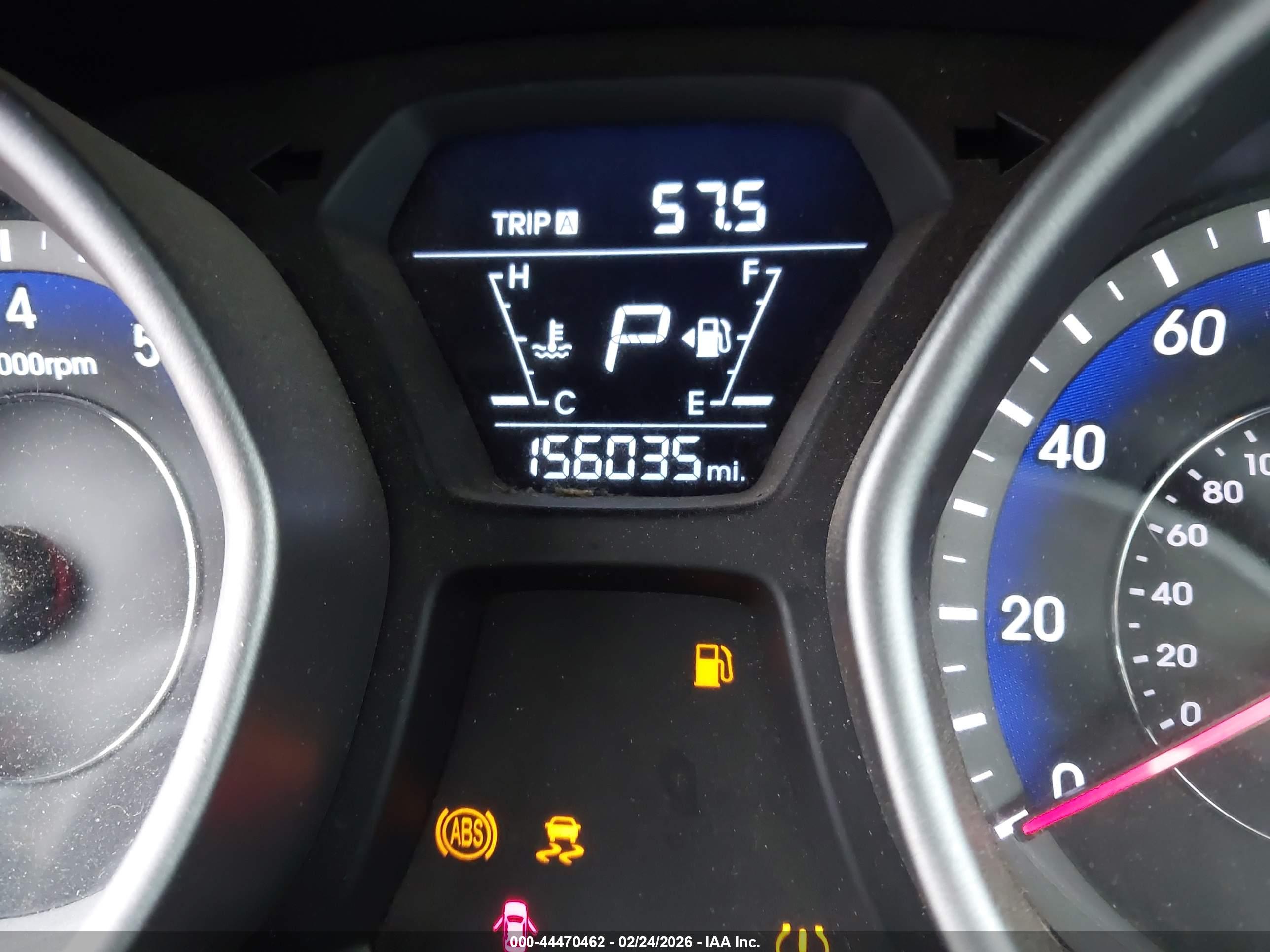 HYUNDAI ELANTRA image 7