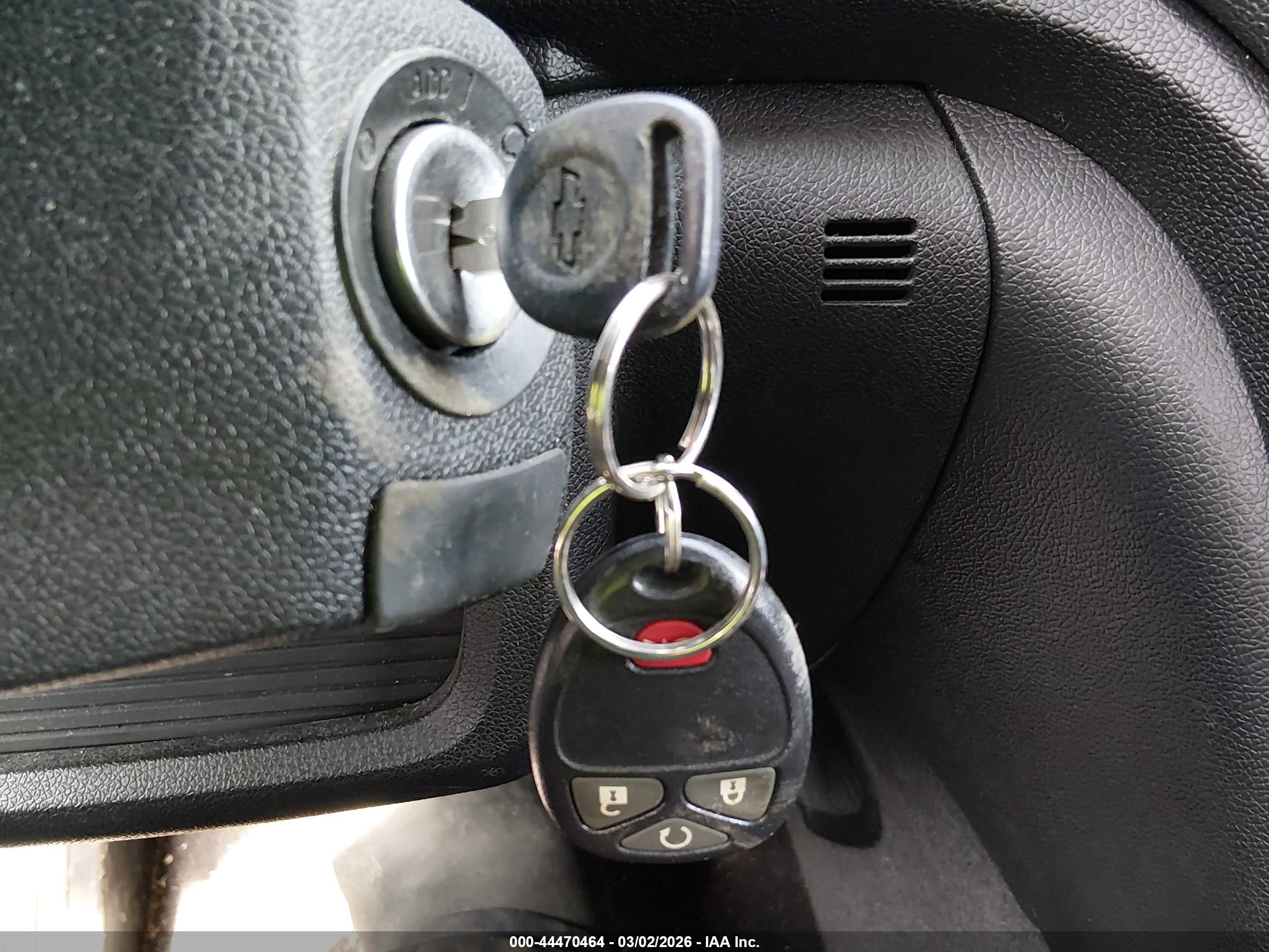 CHEVROLET TRAVERSE image 11