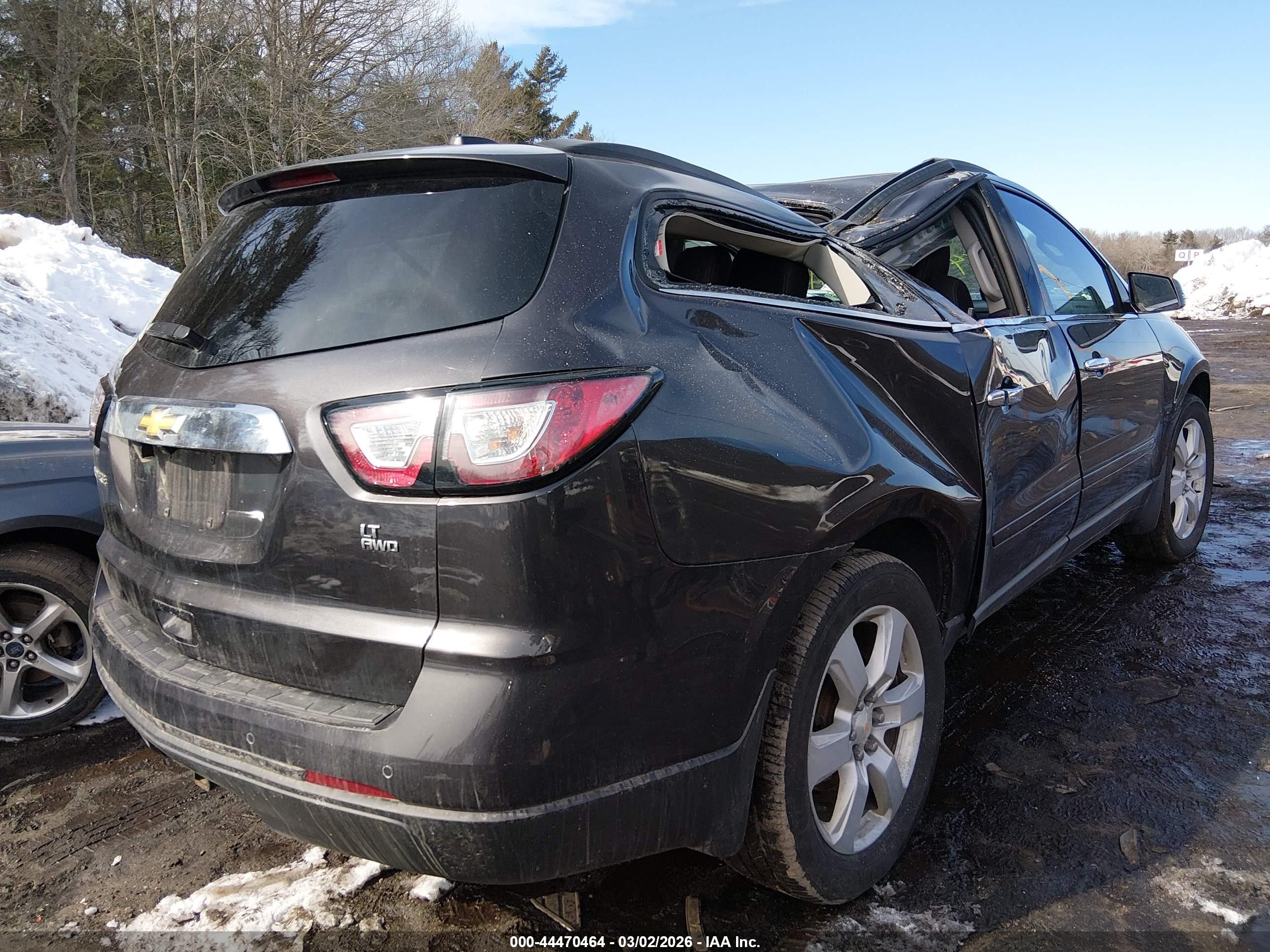 CHEVROLET TRAVERSE image 4