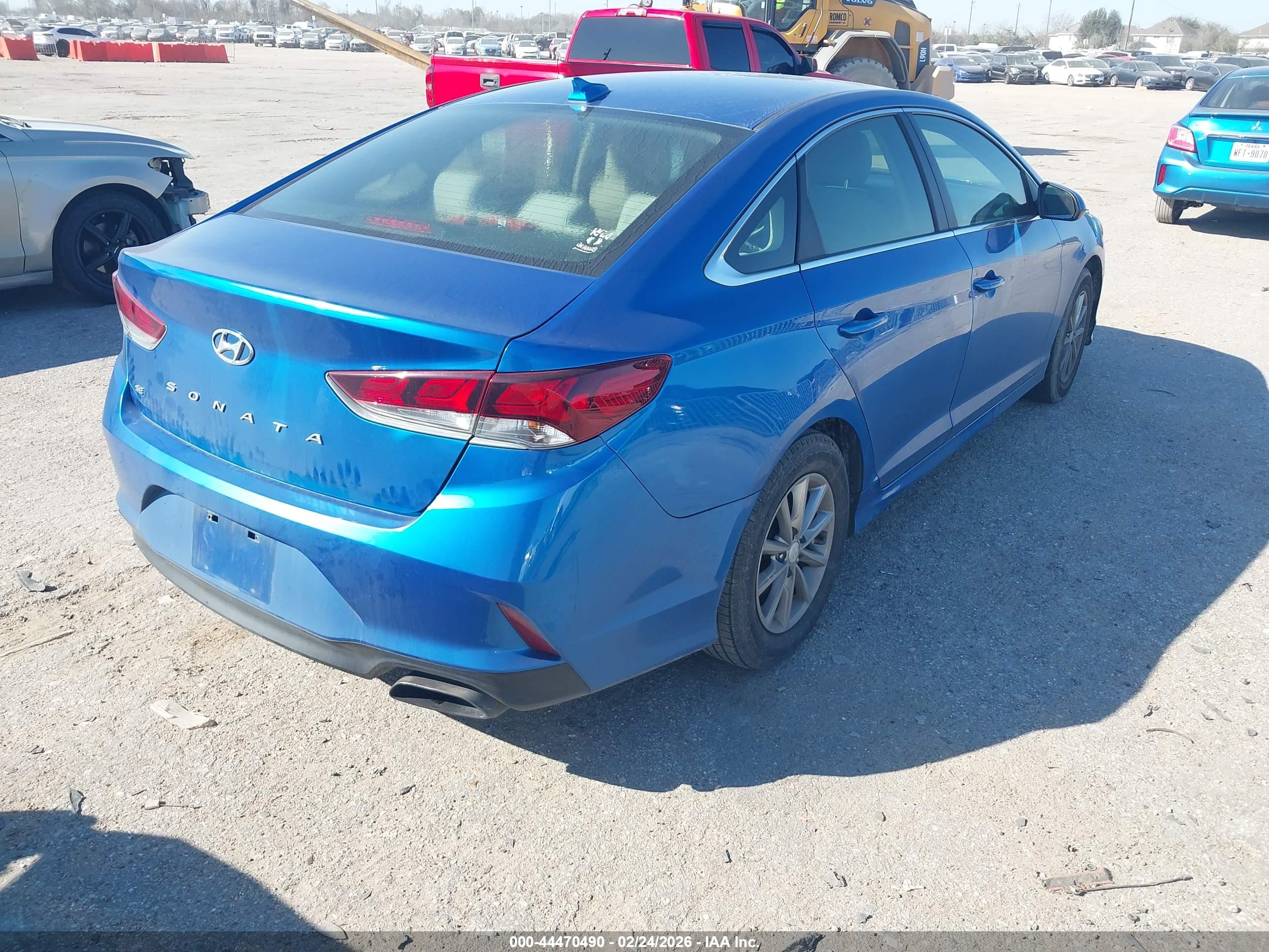 HYUNDAI SONATA image 4