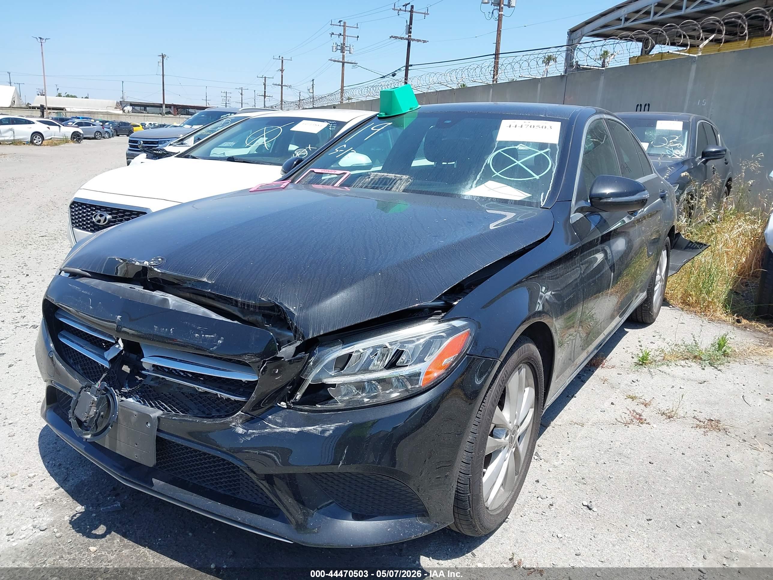 MERCEDES-BENZ C image 2