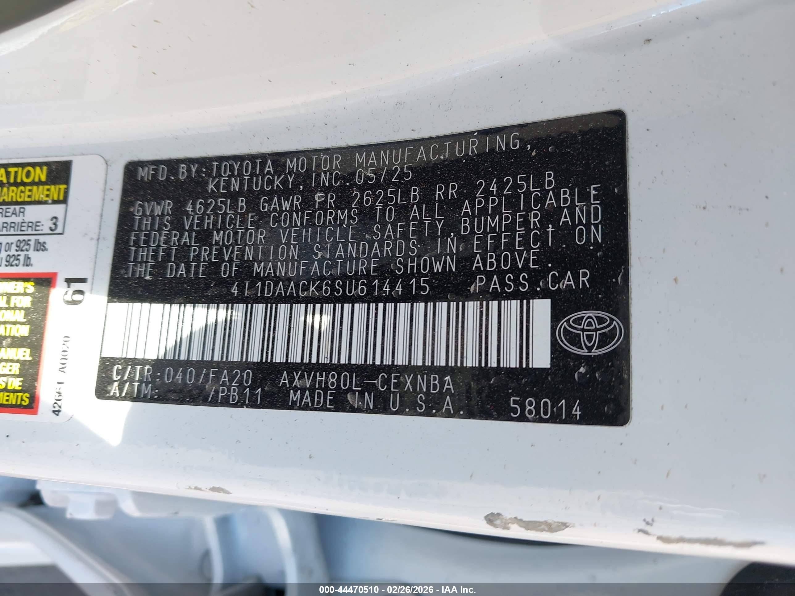 TOYOTA CAMRY image 9