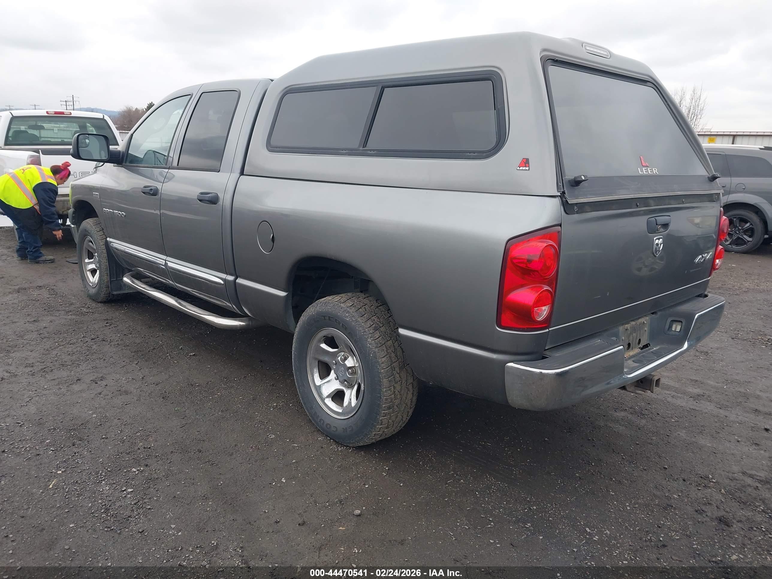 DODGE RAM image 3