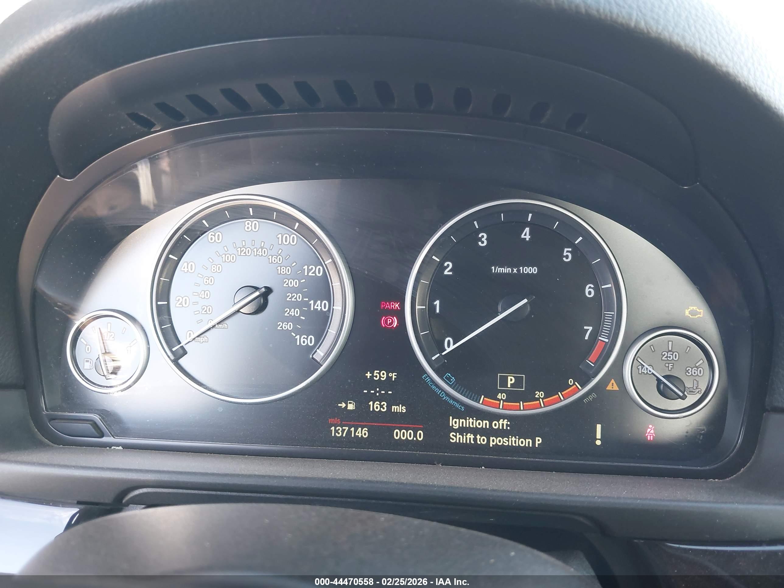 BMW 528I image 7