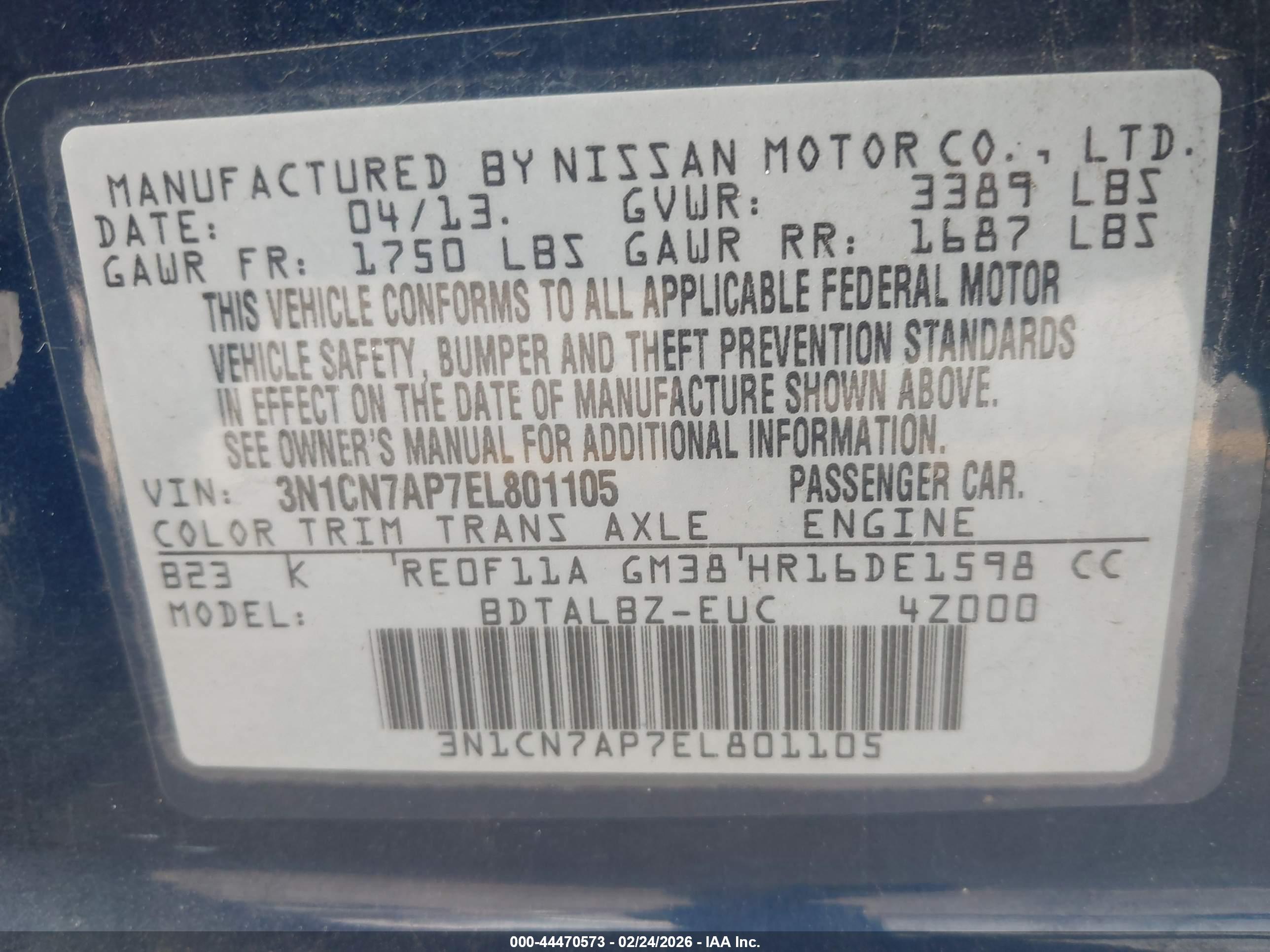 NISSAN VERSA image 9