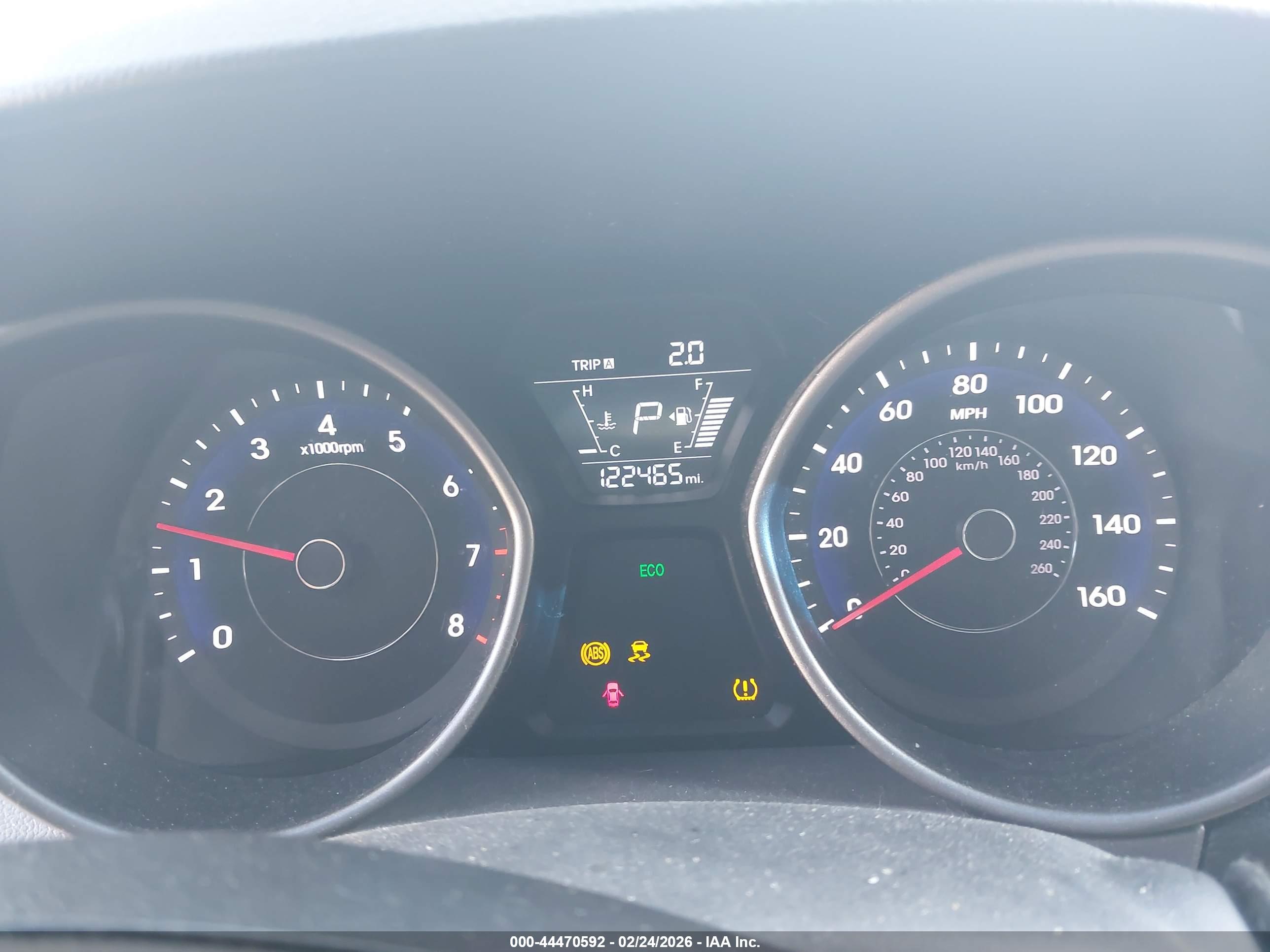 HYUNDAI ELANTRA image 7