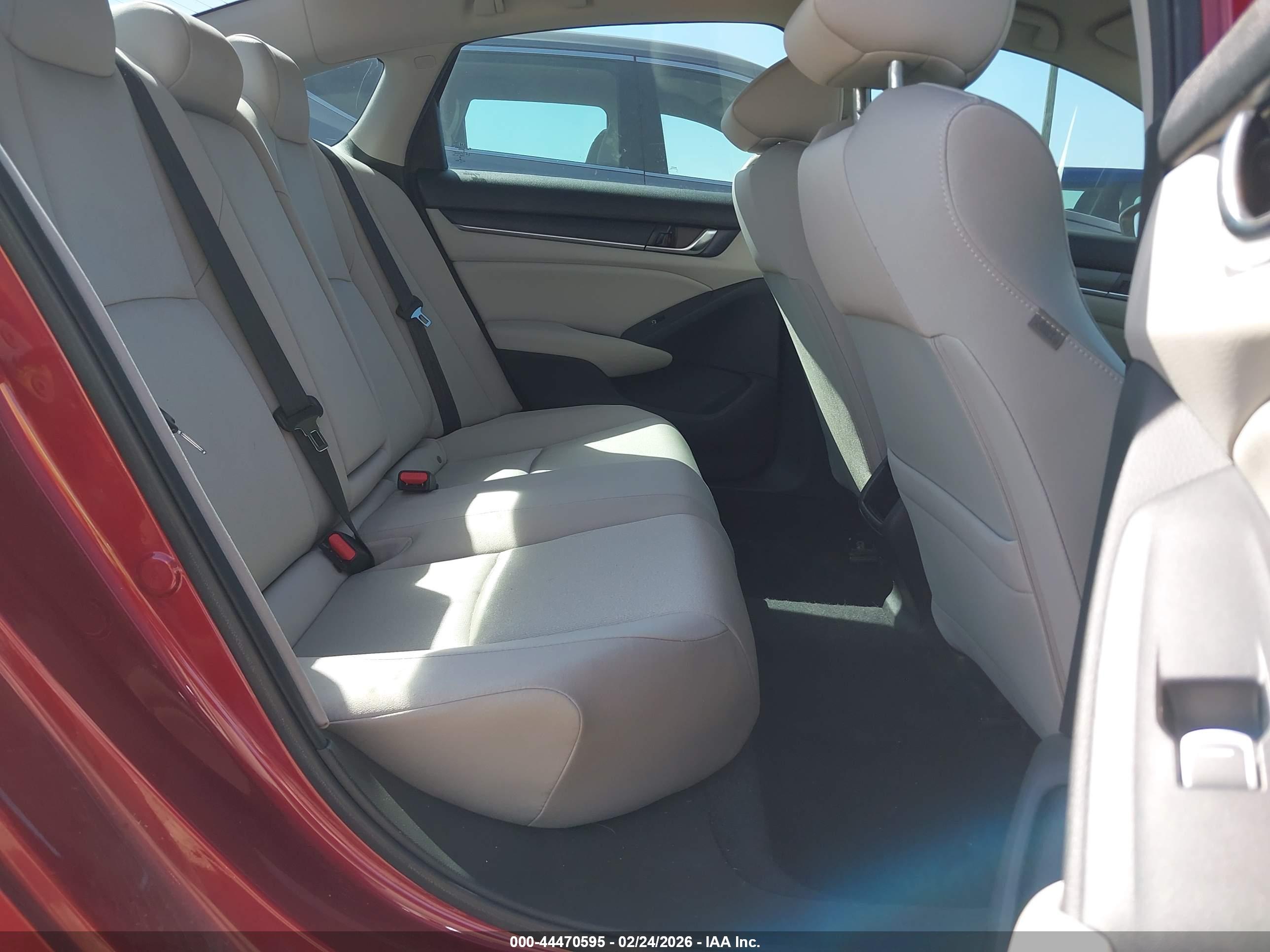 HONDA ACCORD image 8