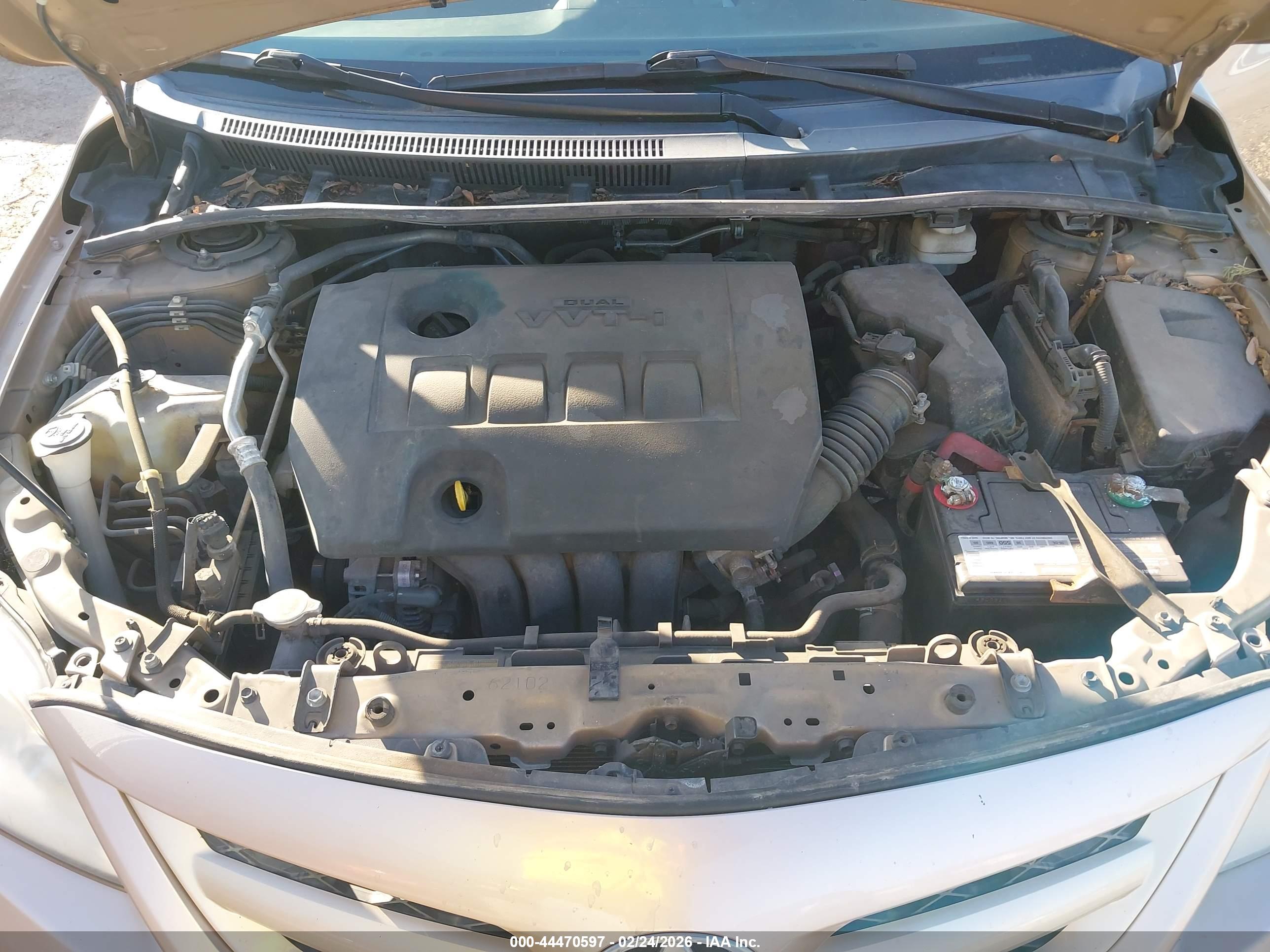 TOYOTA COROLLA image 10
