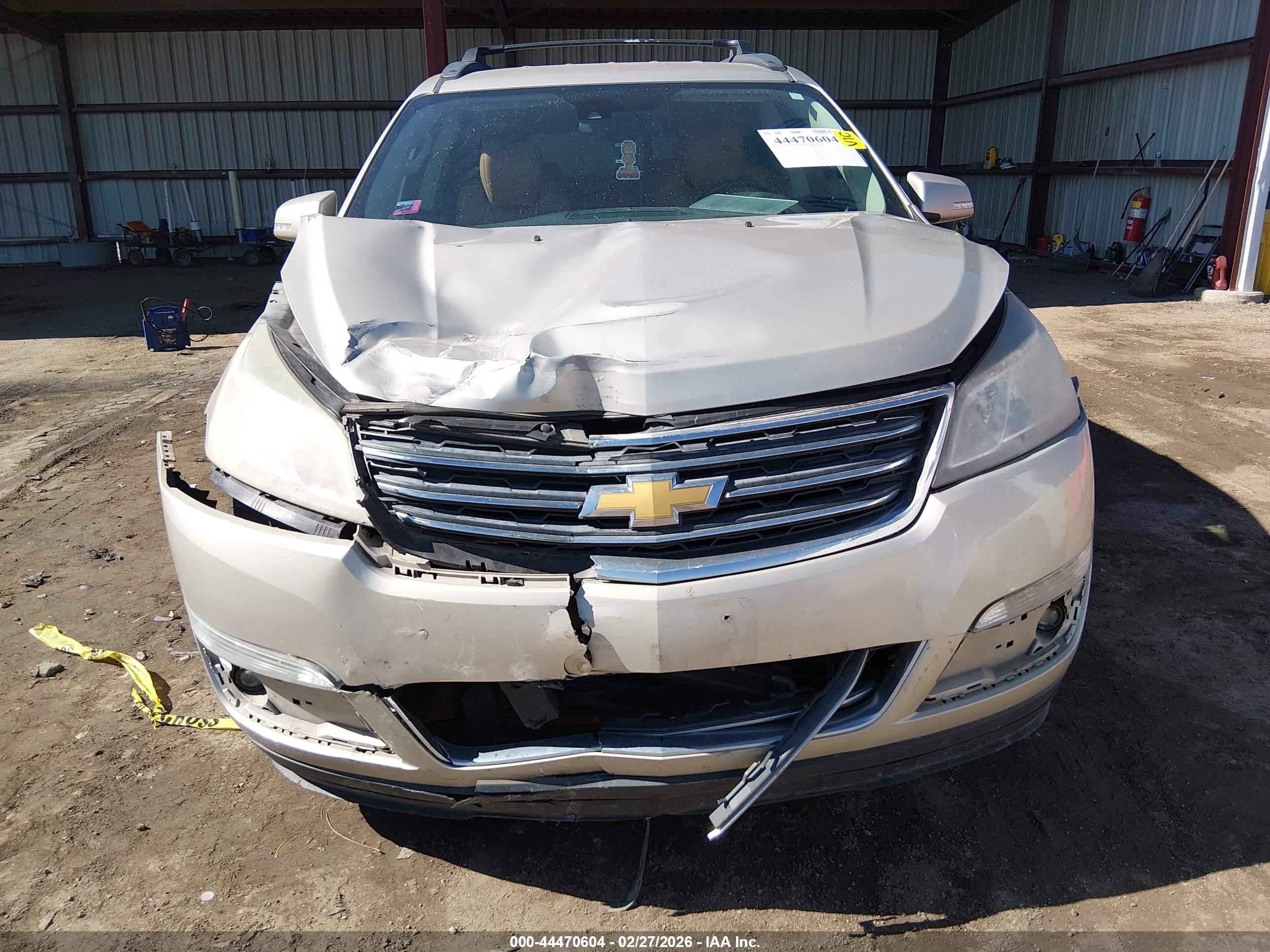 CHEVROLET TRAVERSE image 6
