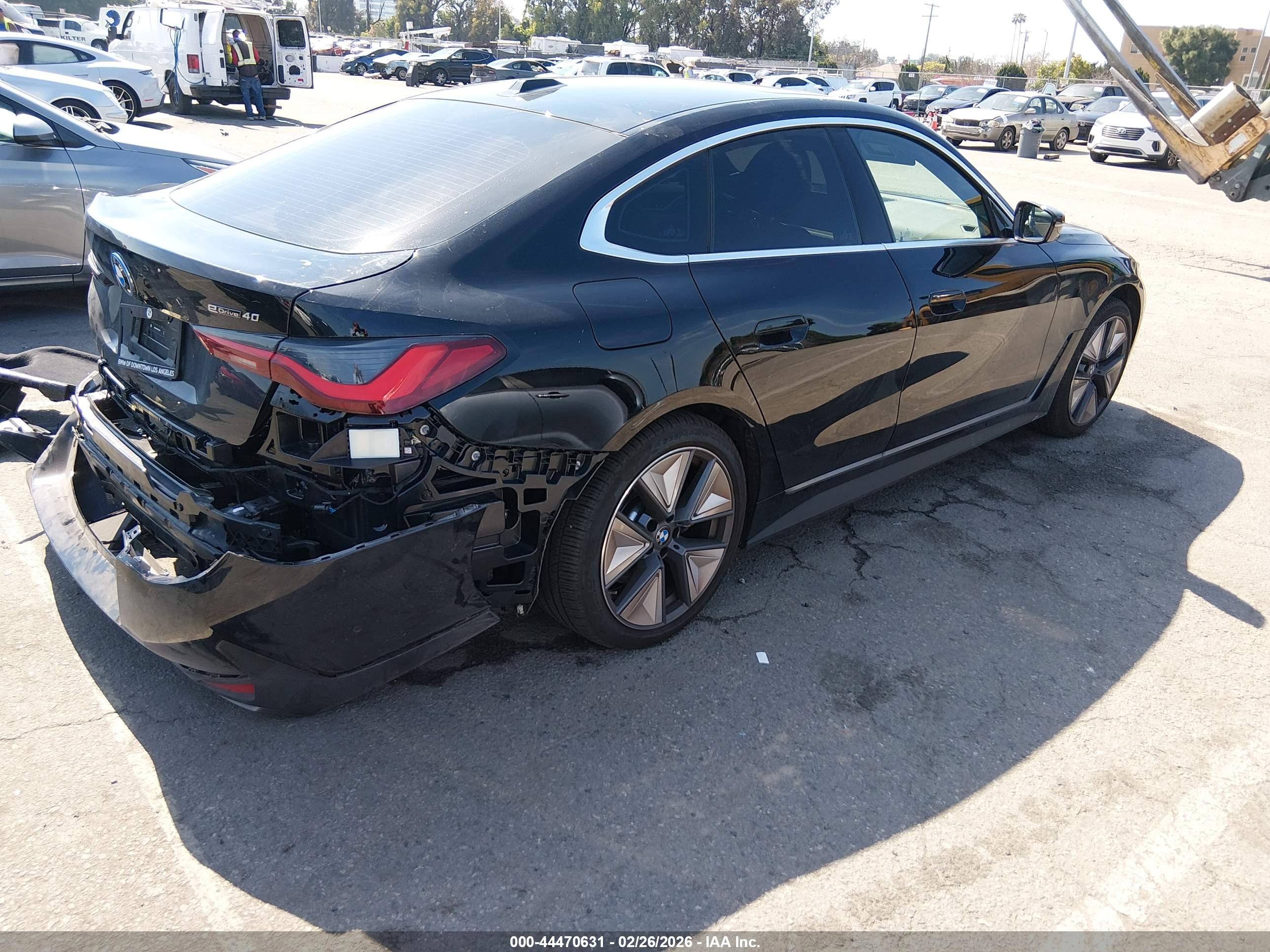 BMW I4 image 4