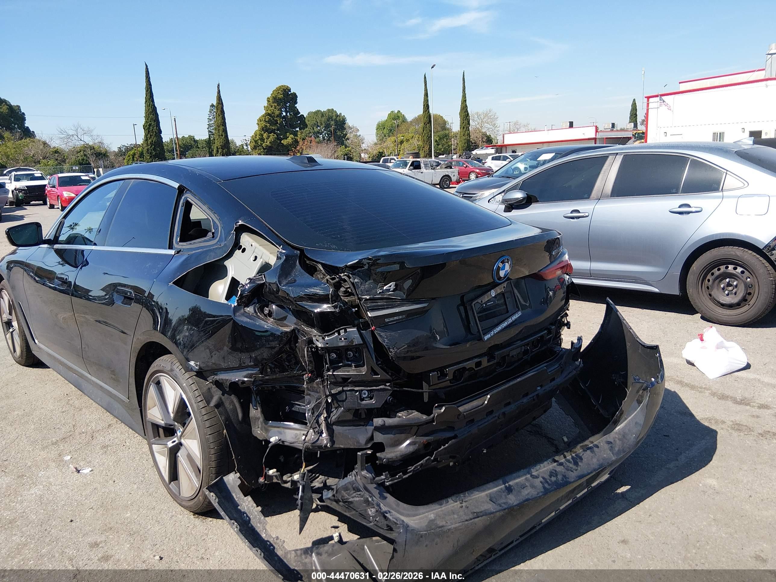 BMW I4 image 6