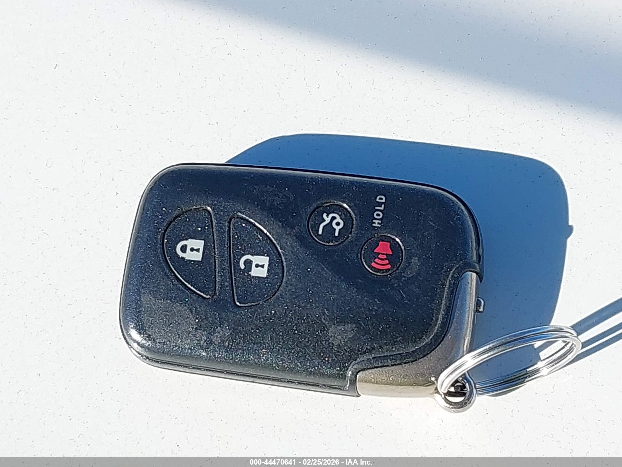 LEXUS ES image 11