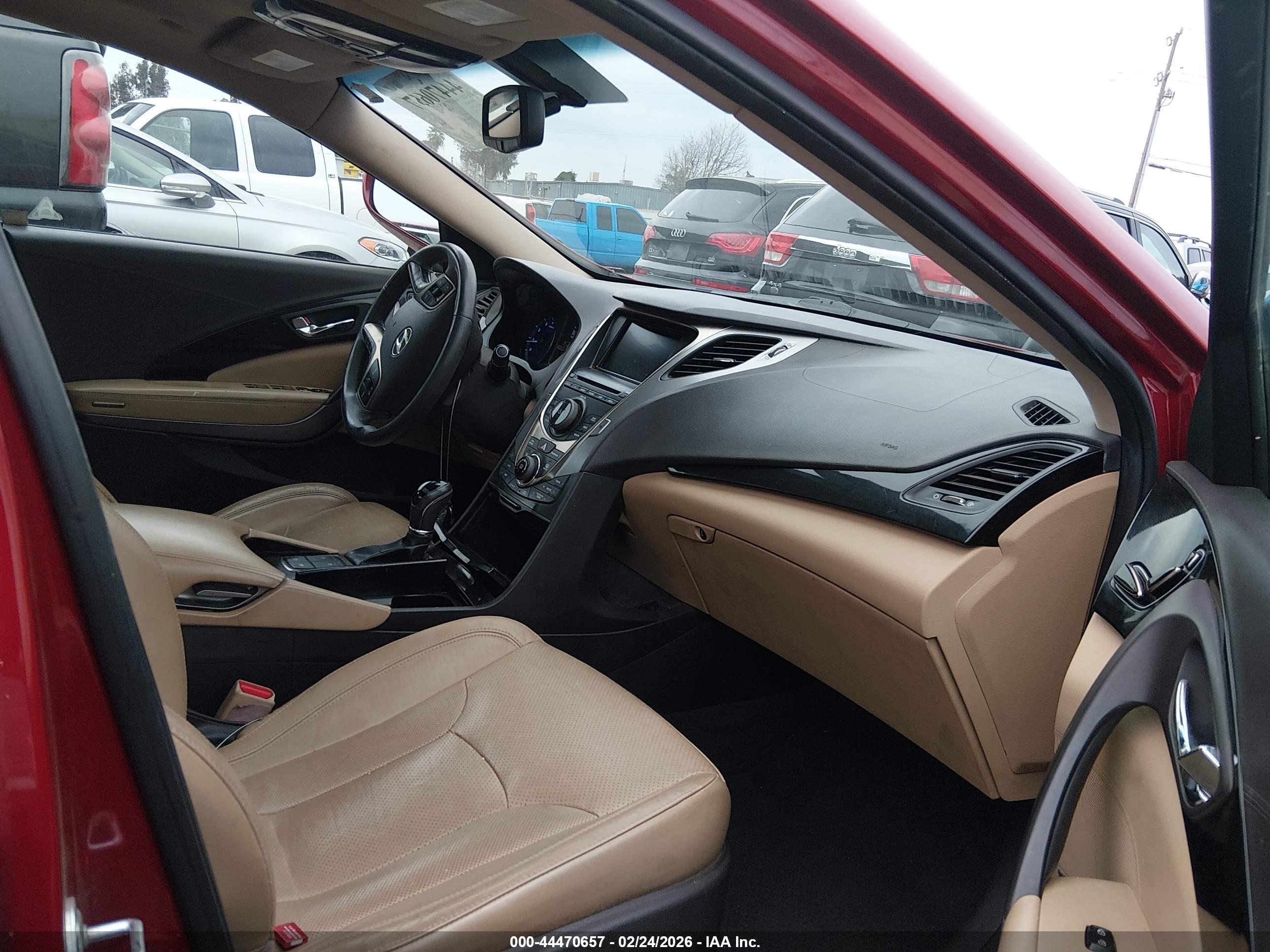HYUNDAI AZERA image 5