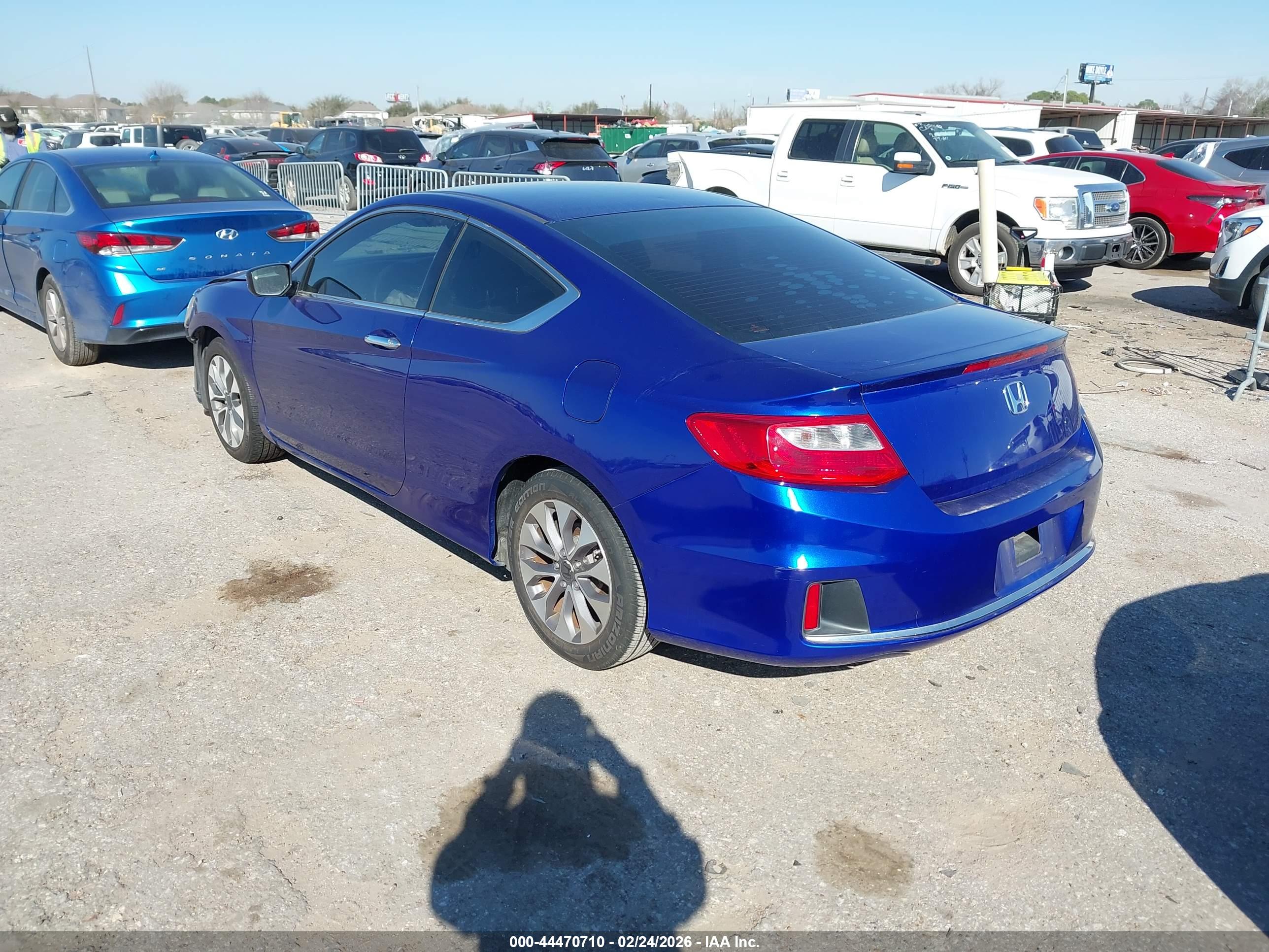 HONDA ACCORD image 3