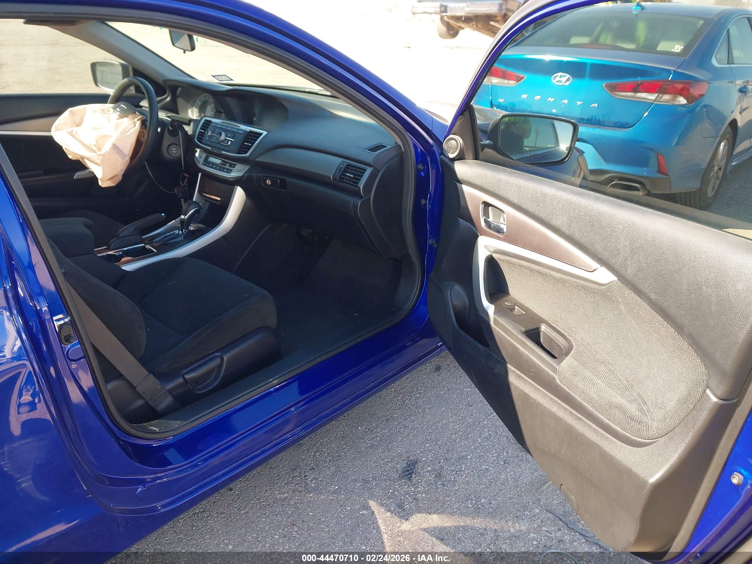 HONDA ACCORD image 5