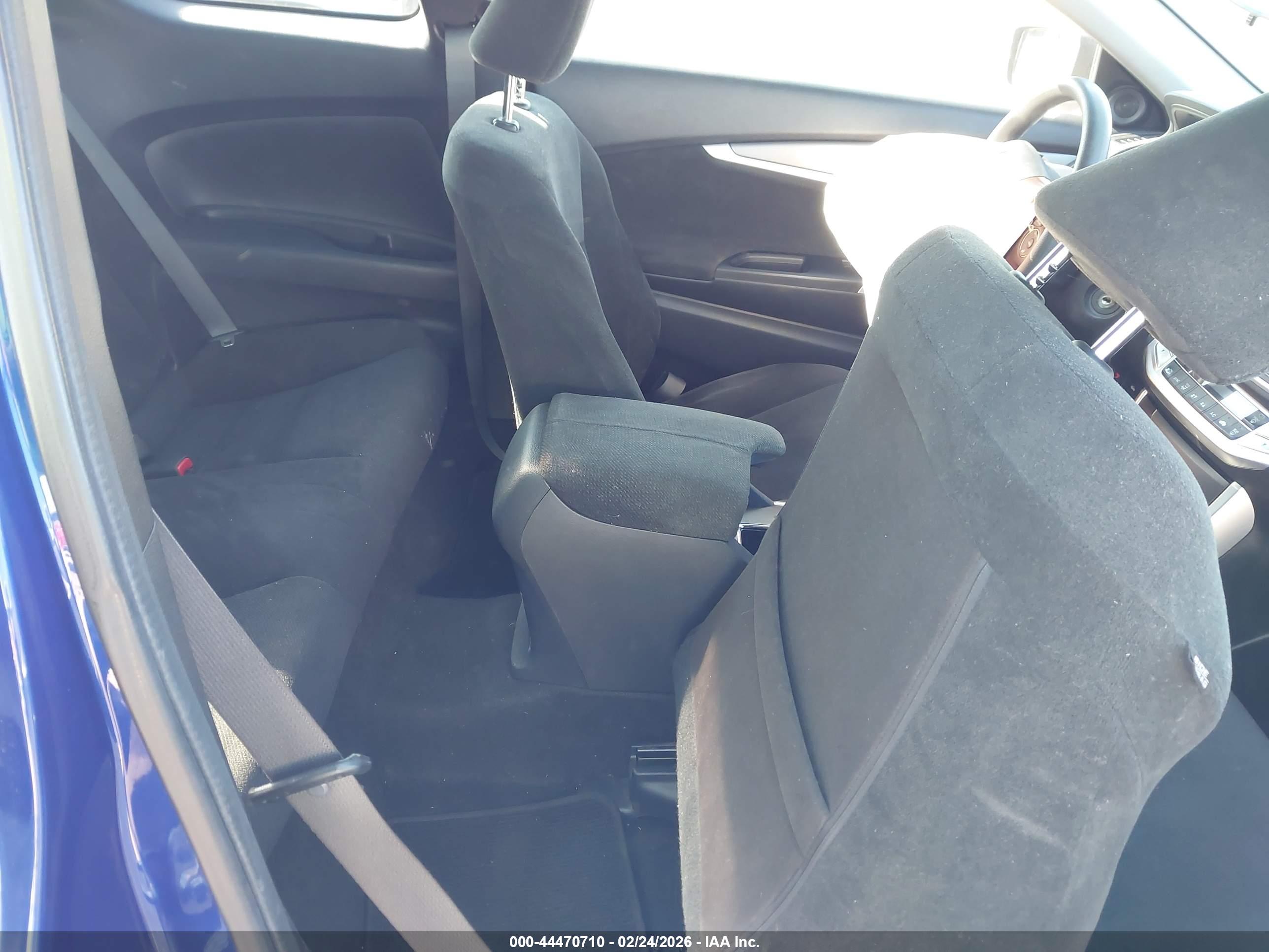 HONDA ACCORD image 8