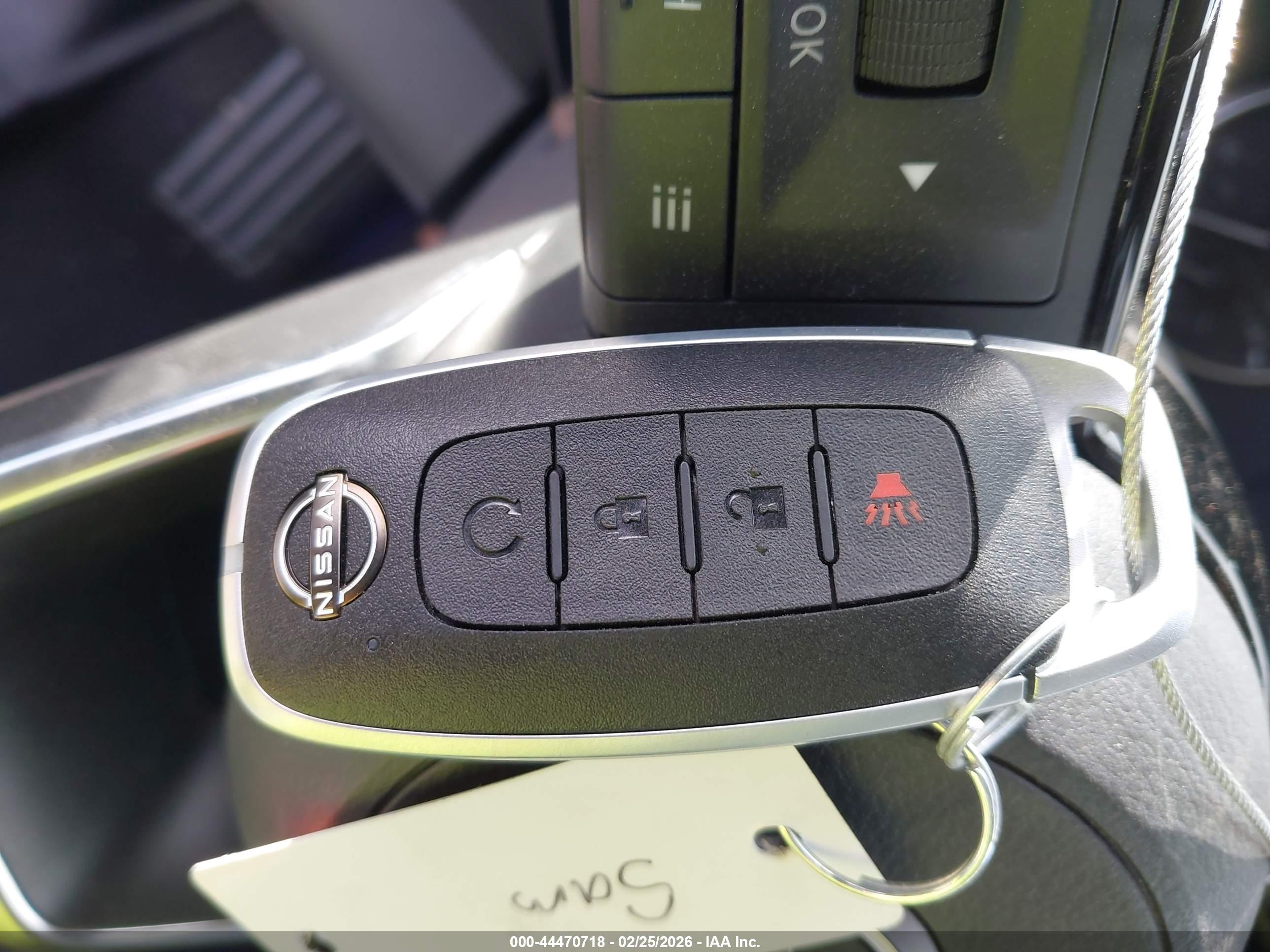 NISSAN PATHFINDER image 11