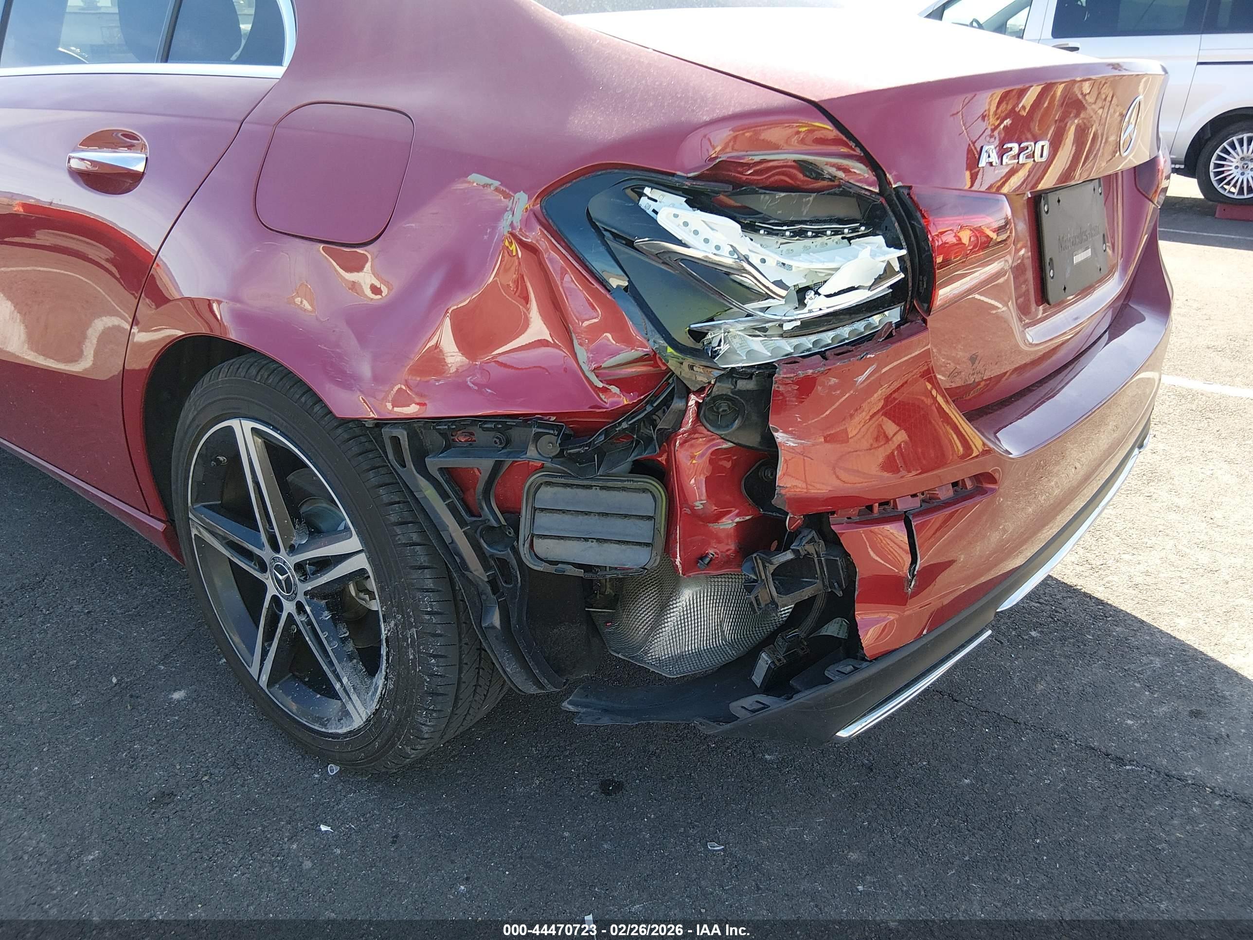 MERCEDES-BENZ A image 6