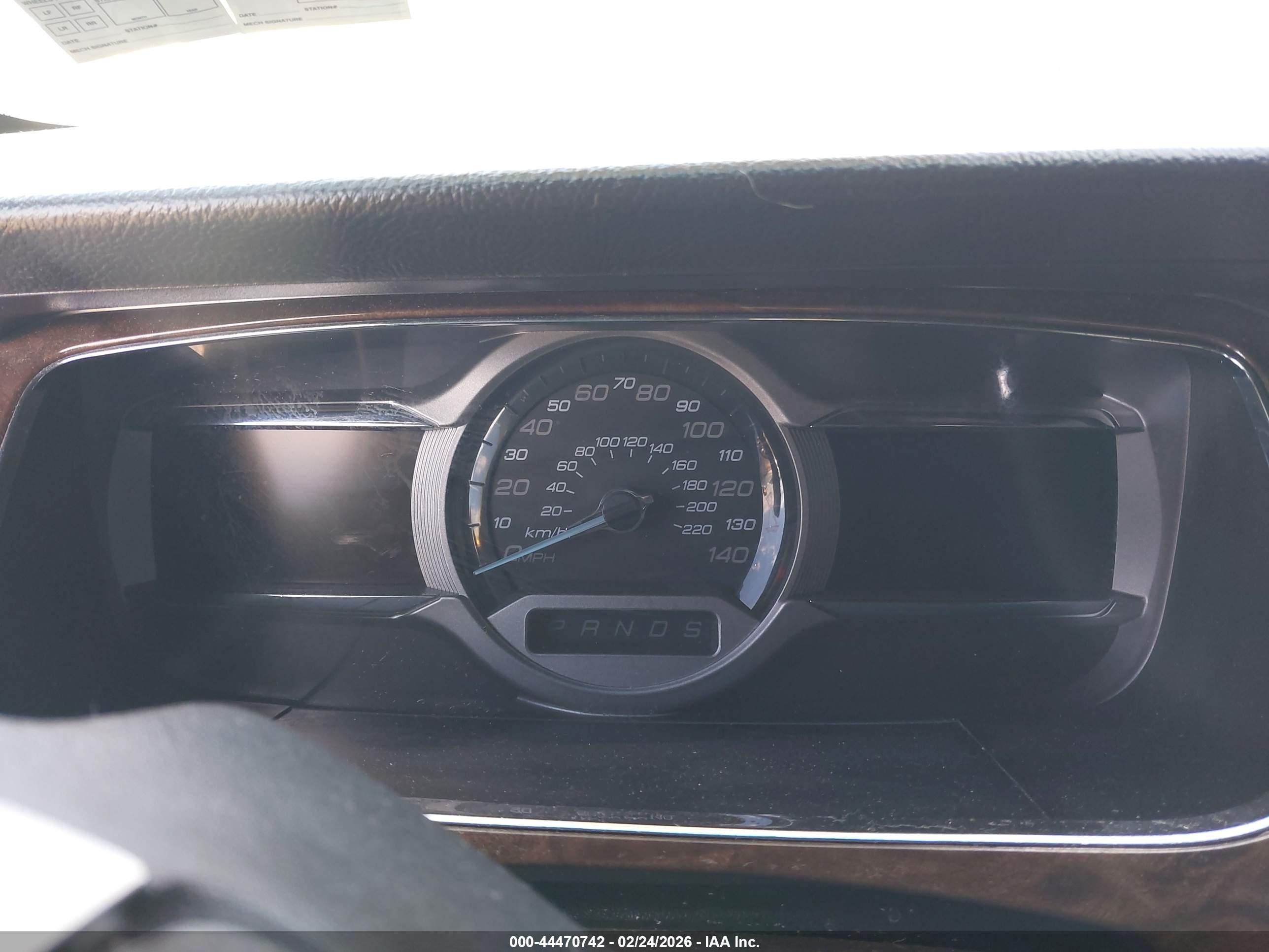 FORD TAURUS image 7