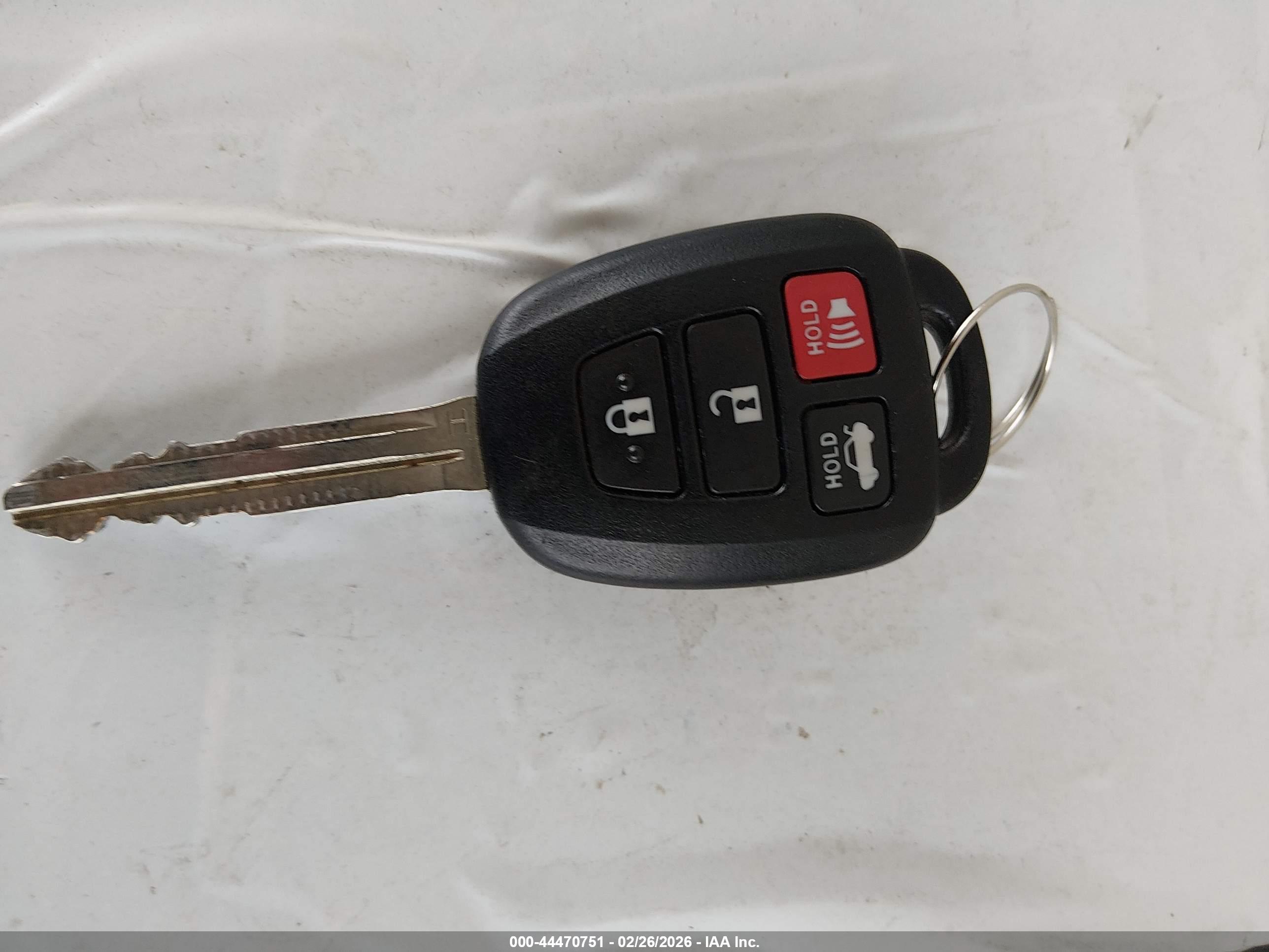 TOYOTA COROLLA image 11