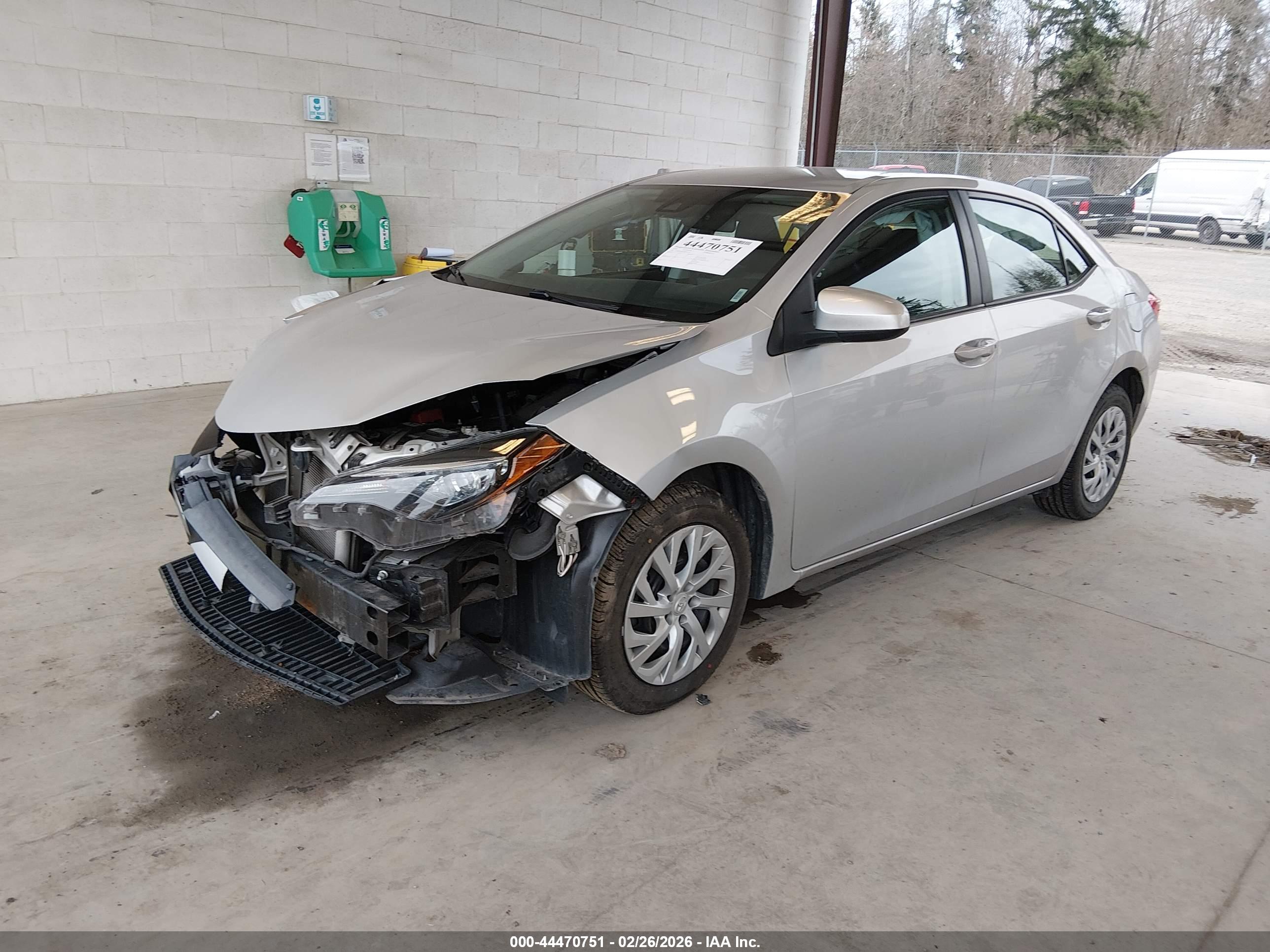 TOYOTA COROLLA image 2