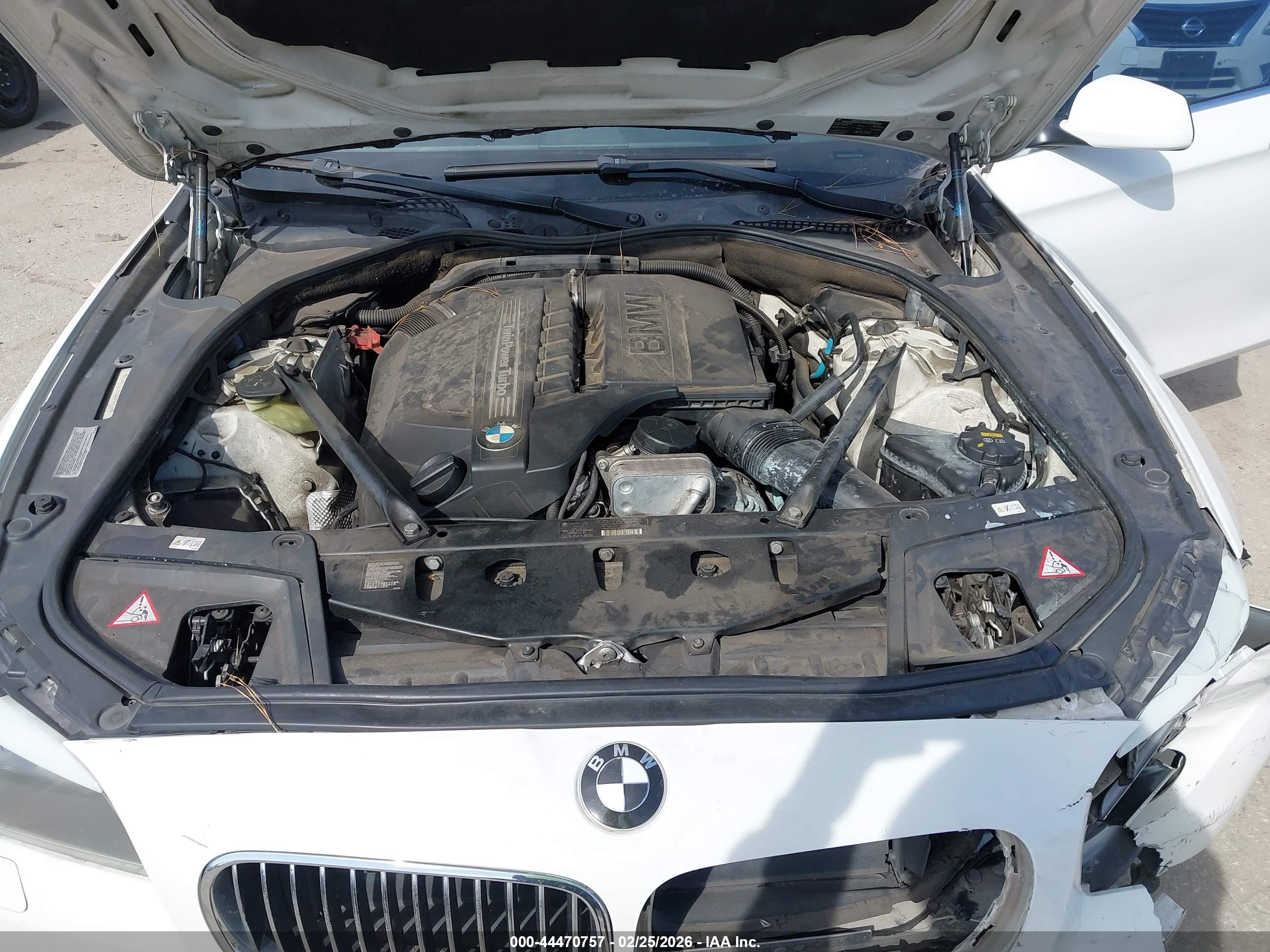 BMW 535I image 10