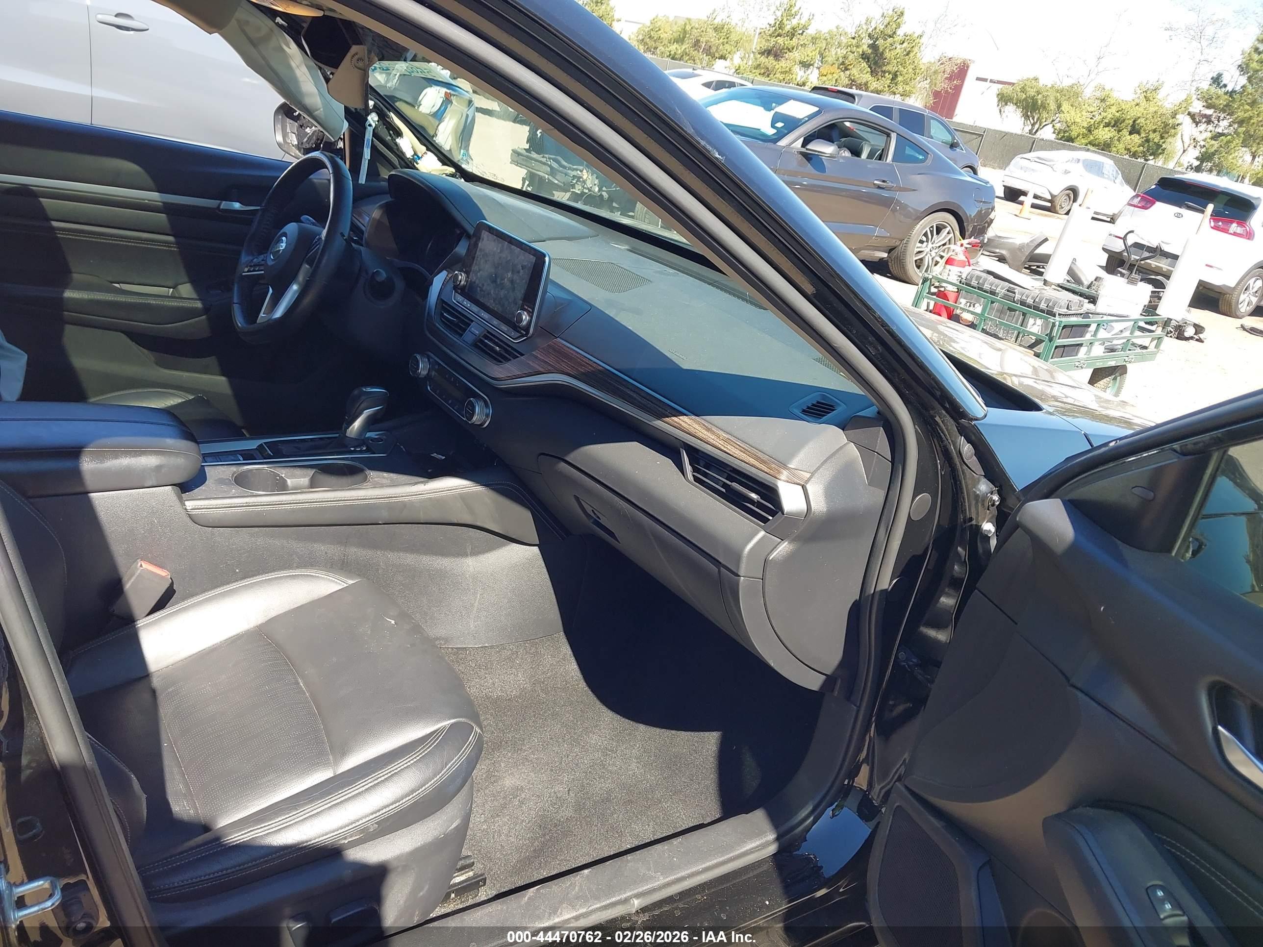 NISSAN ALTIMA image 5
