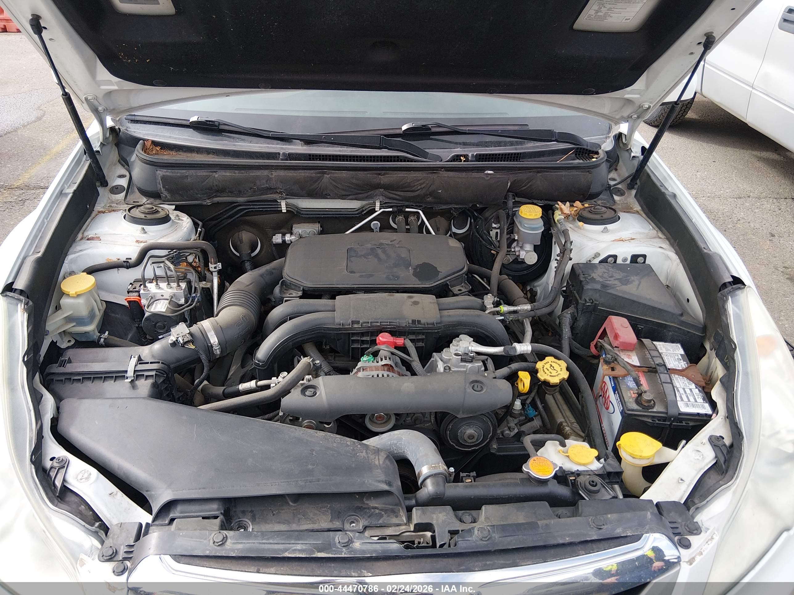 SUBARU OUTBACK image 10