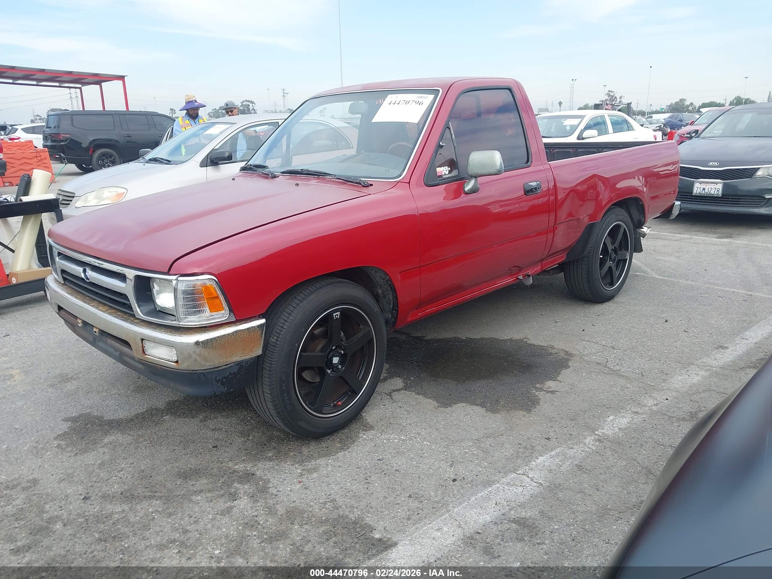 TOYOTA PICKUP image 2