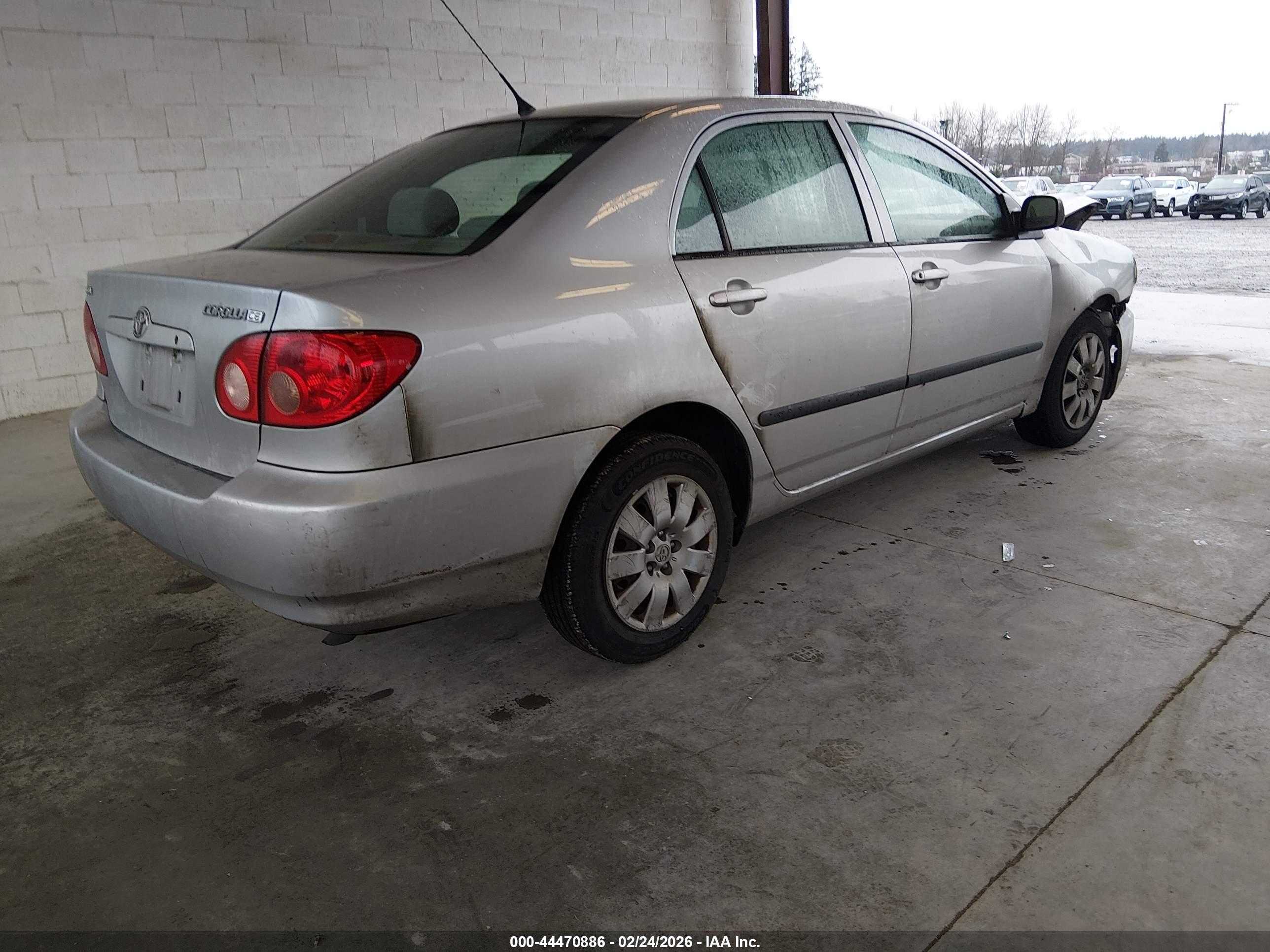 TOYOTA COROLLA image 4