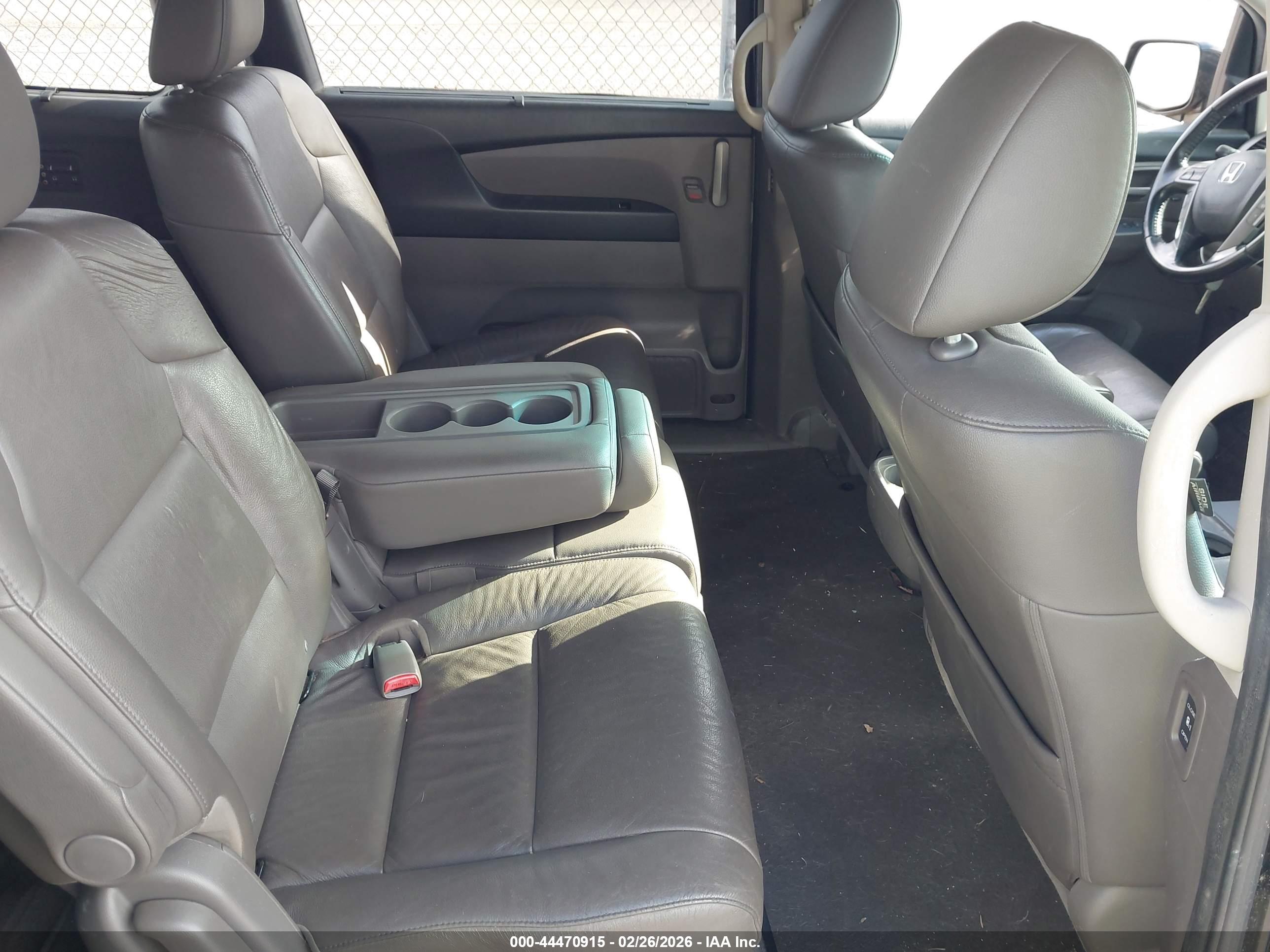 HONDA ODYSSEY image 8
