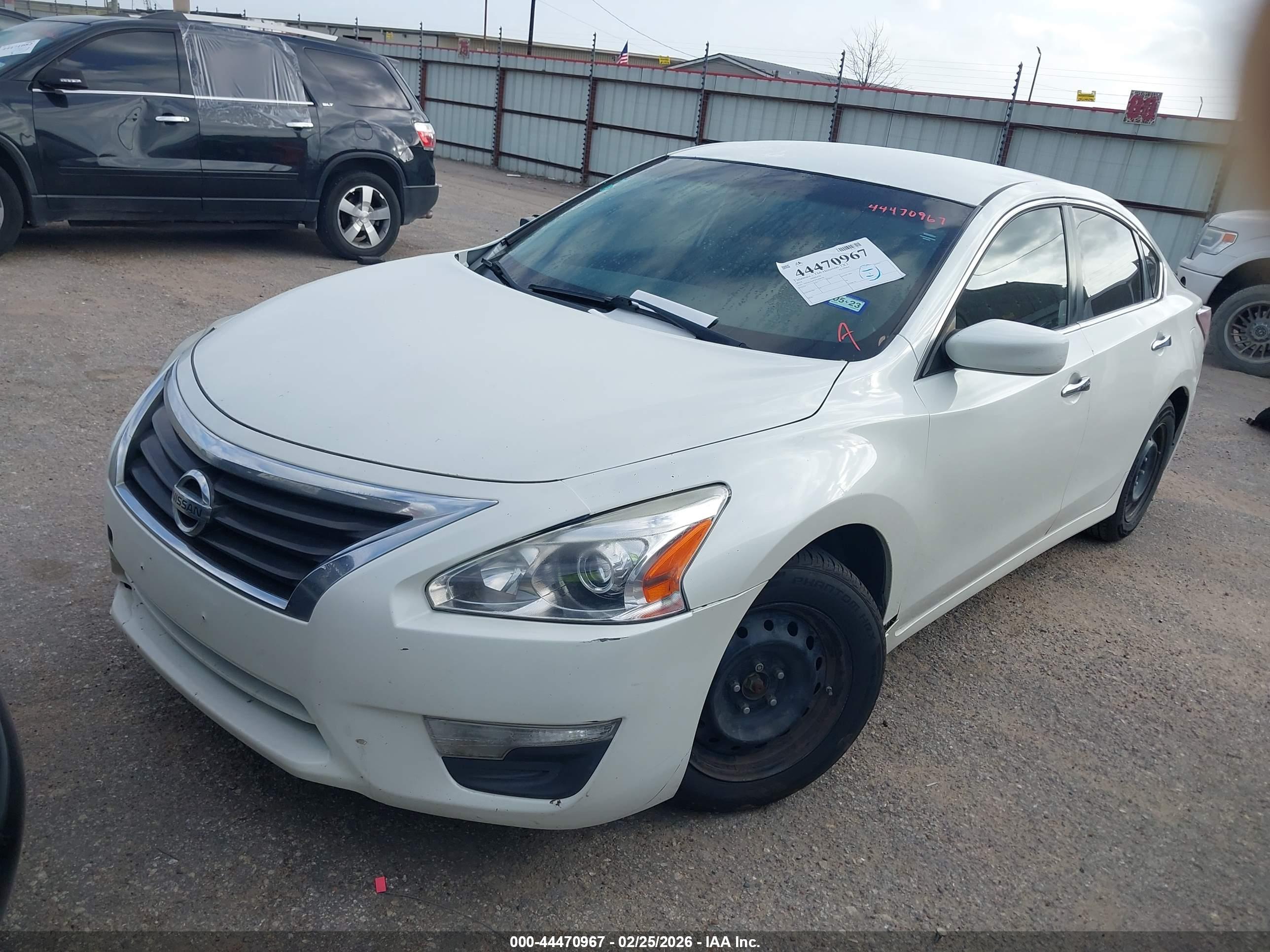 NISSAN ALTIMA image 2