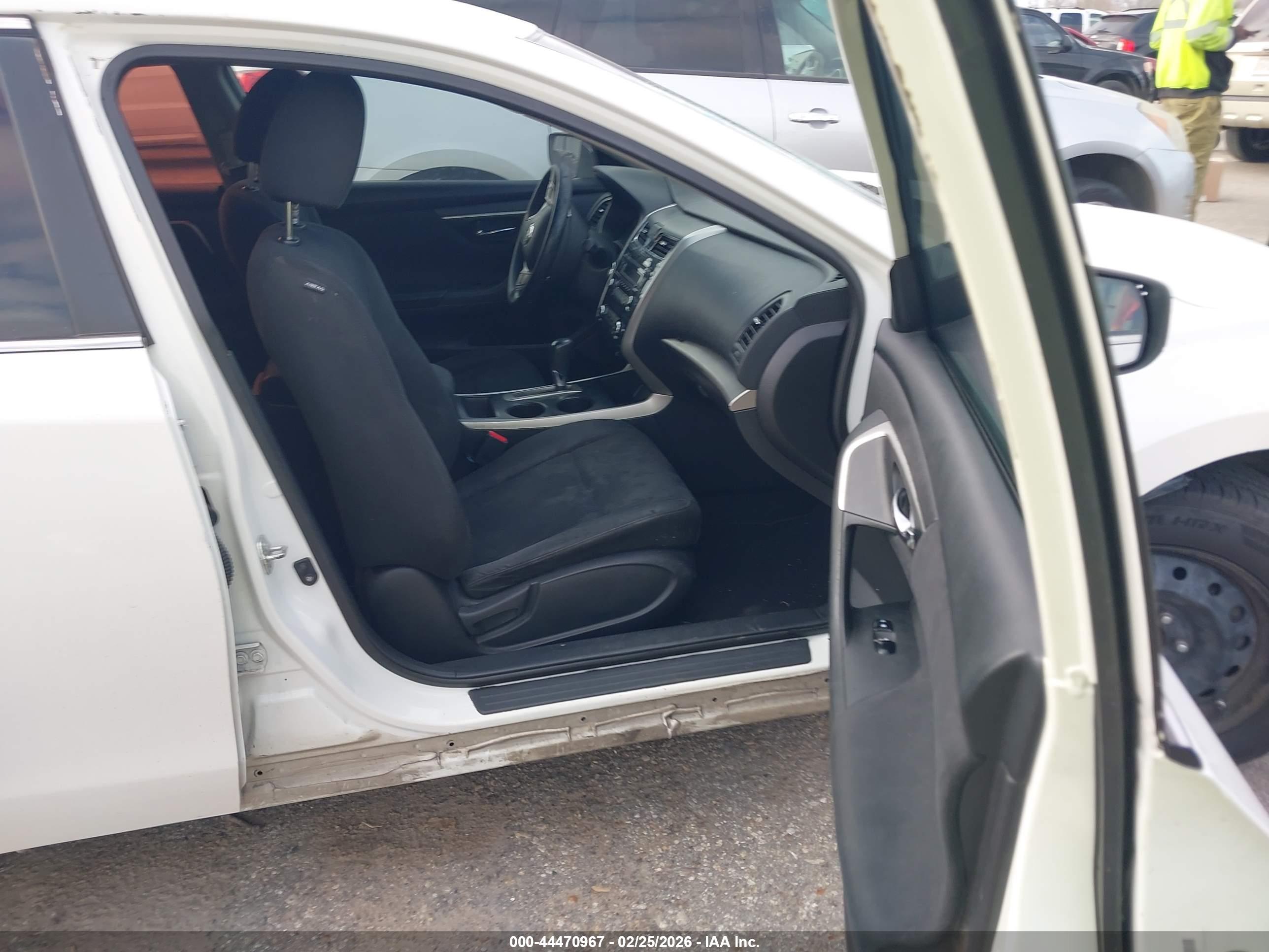 NISSAN ALTIMA image 5