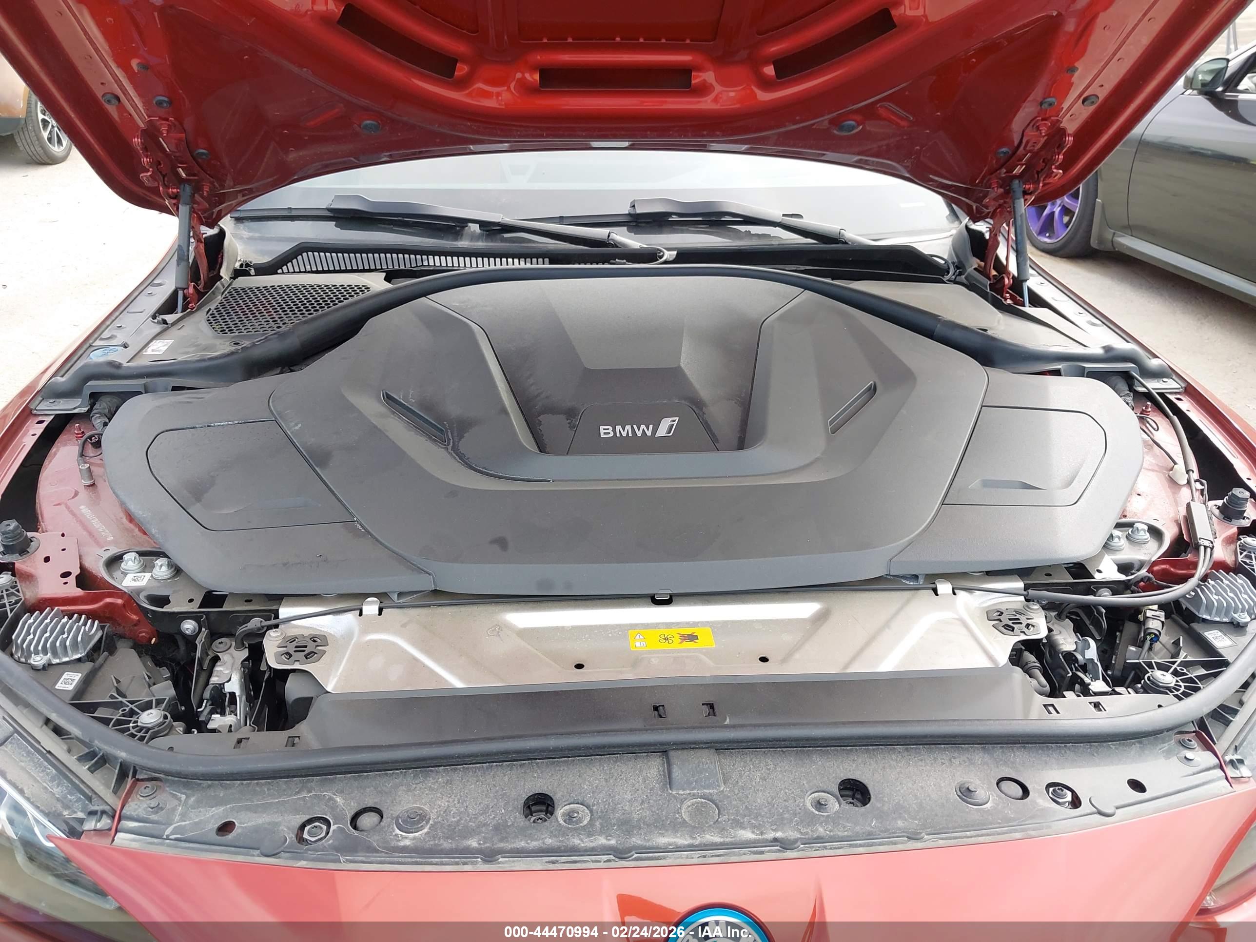 BMW I4 image 10