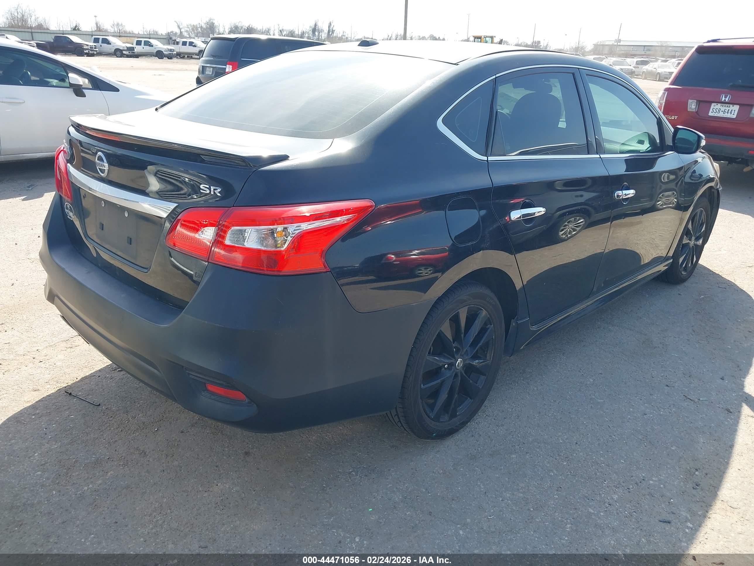NISSAN SENTRA image 4