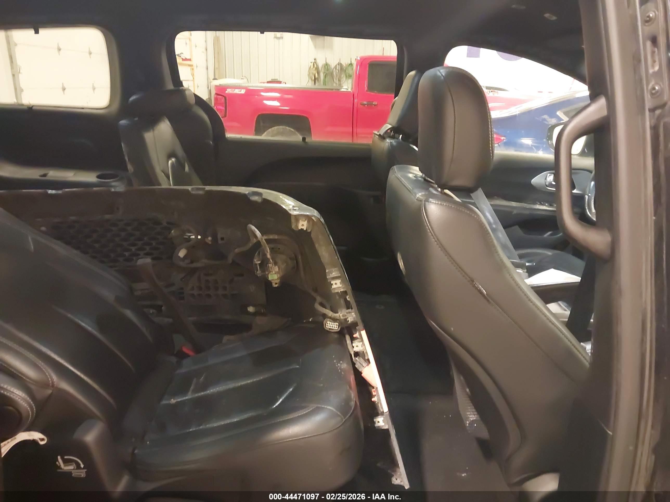 CHRYSLER PACIFICA image 8