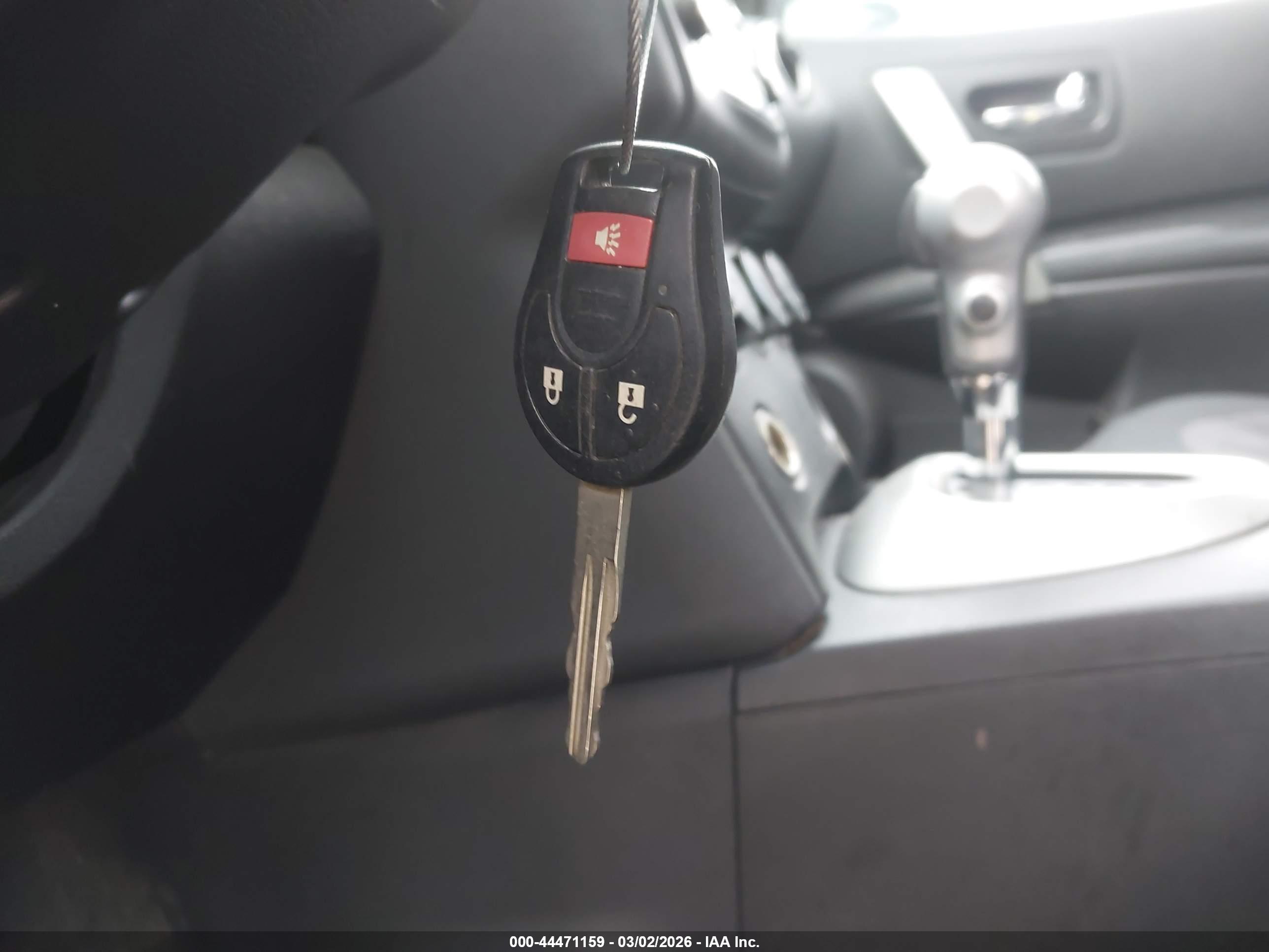 NISSAN ROGUE image 11